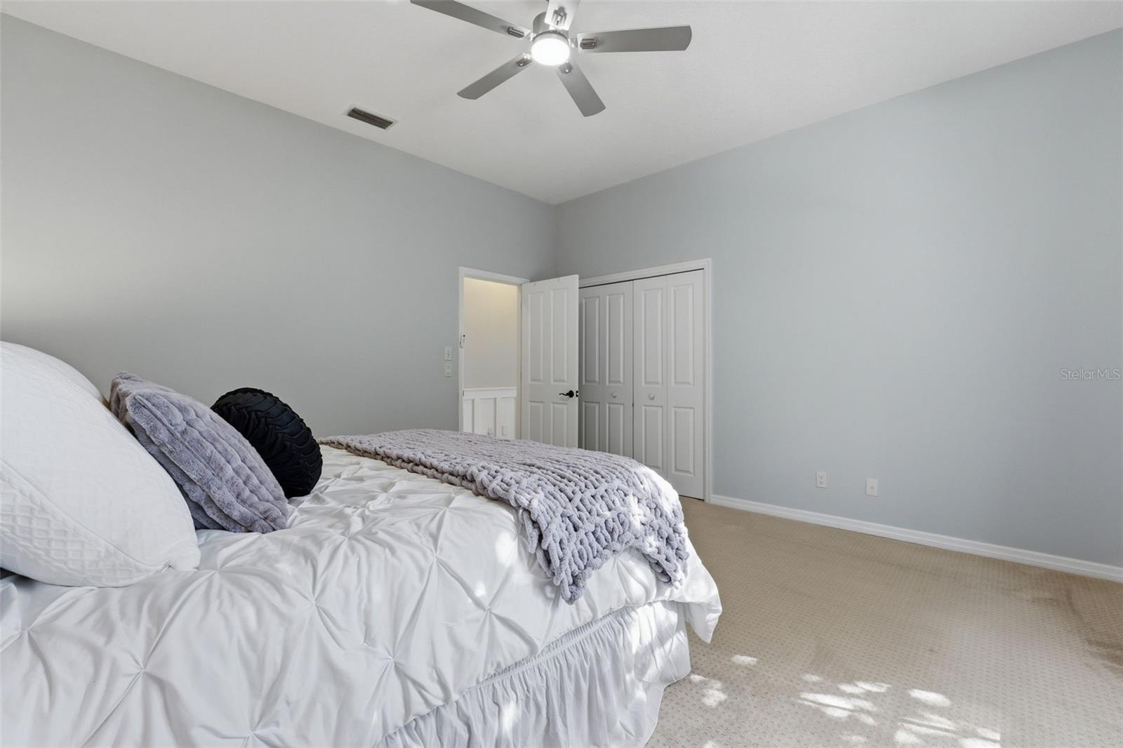 Image 40 of 93 For 434 Tremingham Way