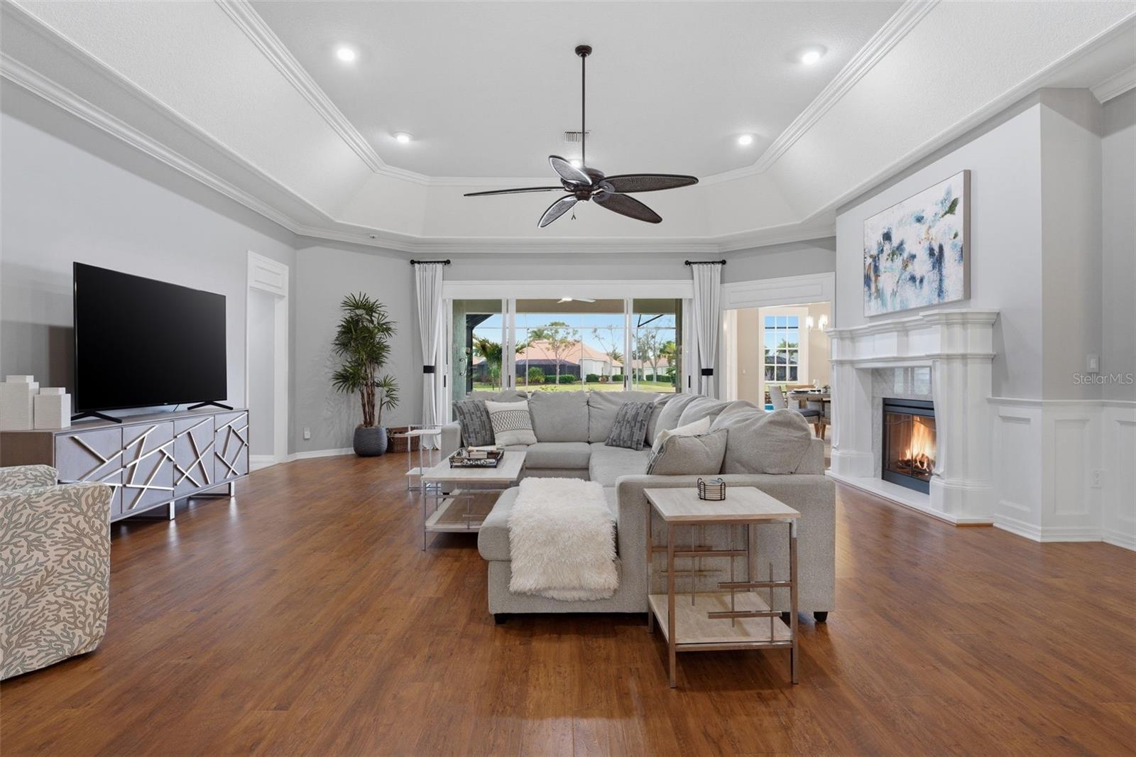 Image 7 of 93 For 434 Tremingham Way