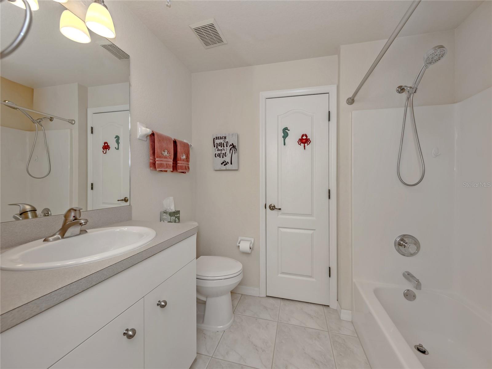 Image 15 of 29 For 902 Casa Del Lago Way 902