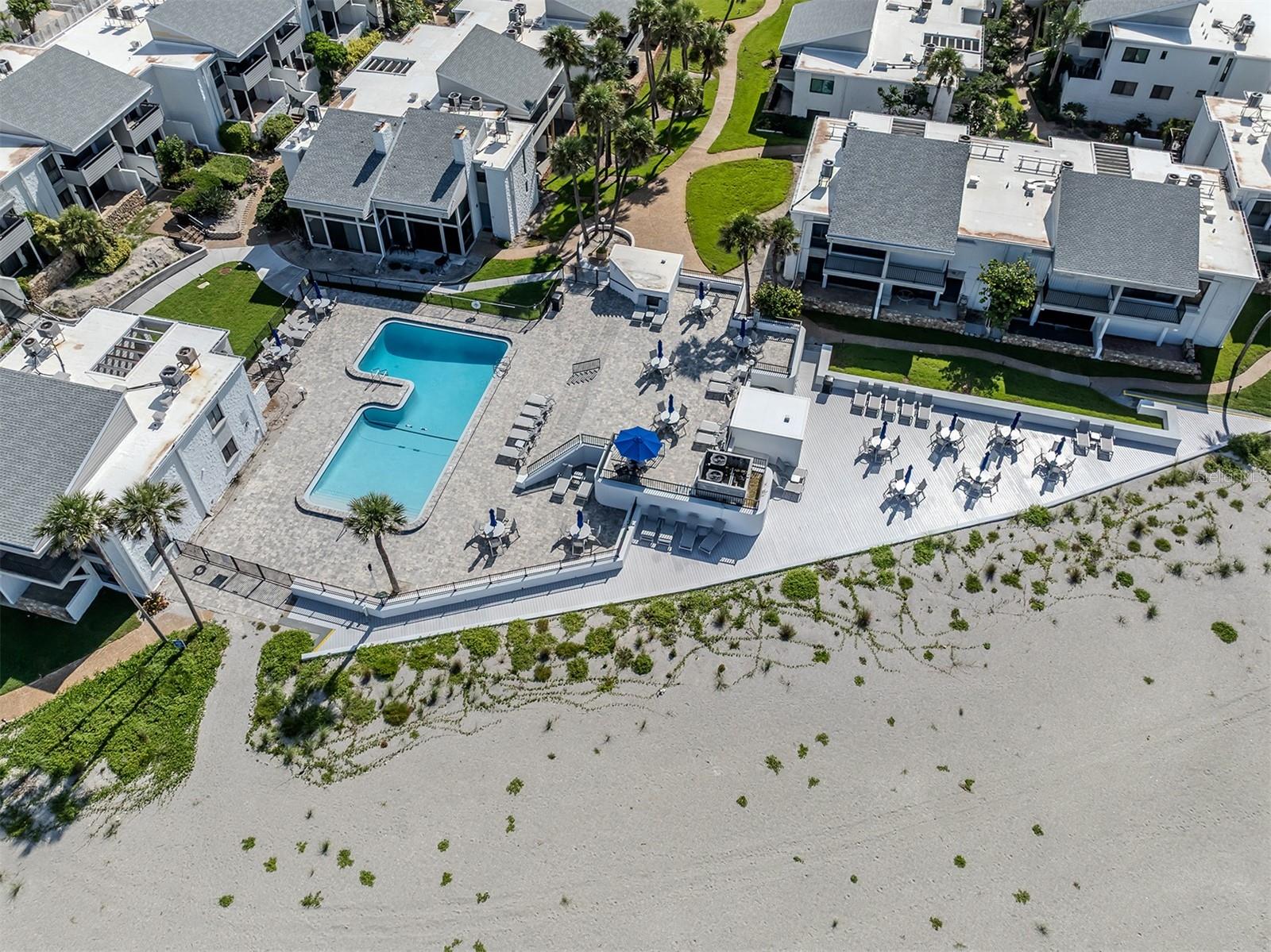 Image 29 of 75 For 1555 Tarpon Center Drive 242