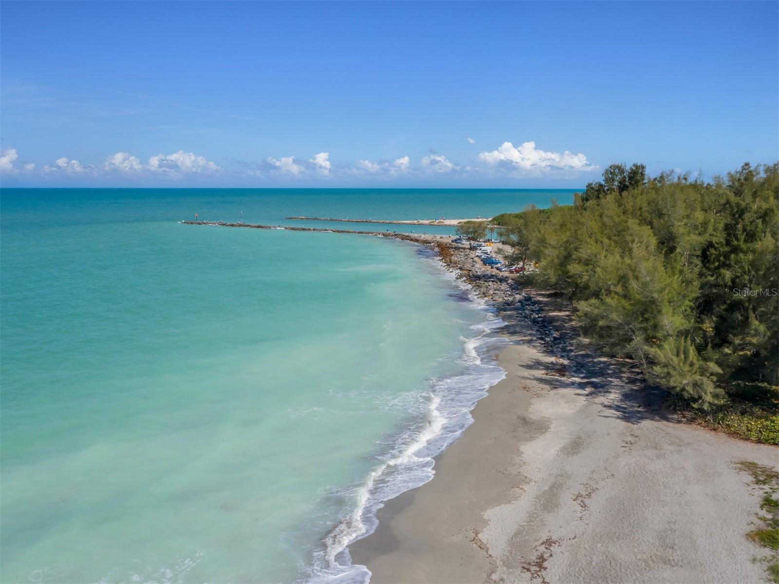 Image 49 of 75 For 1555 Tarpon Center Drive 242