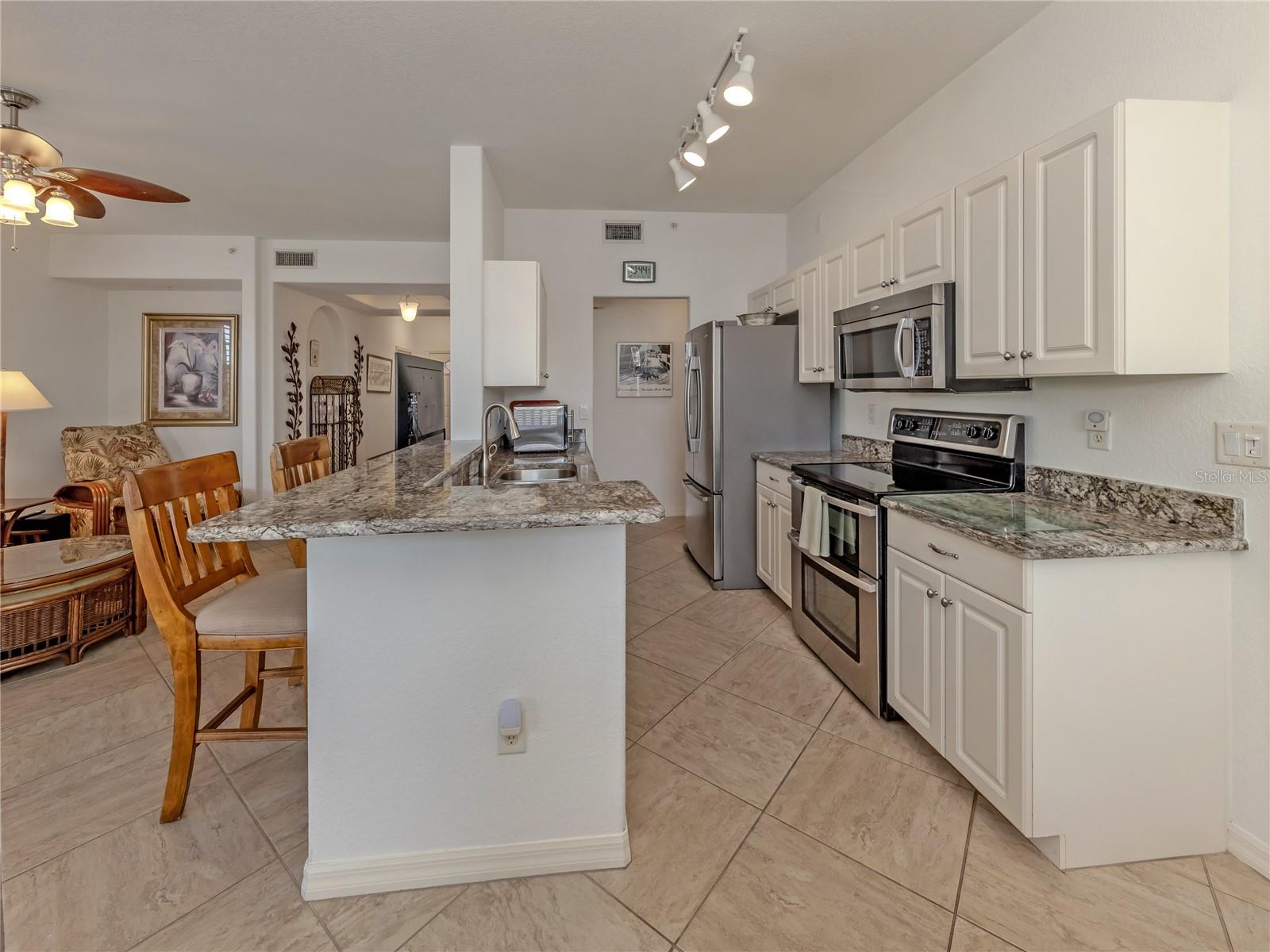 Image 15 of 38 For 1731 Auburn Lakes Drive 24