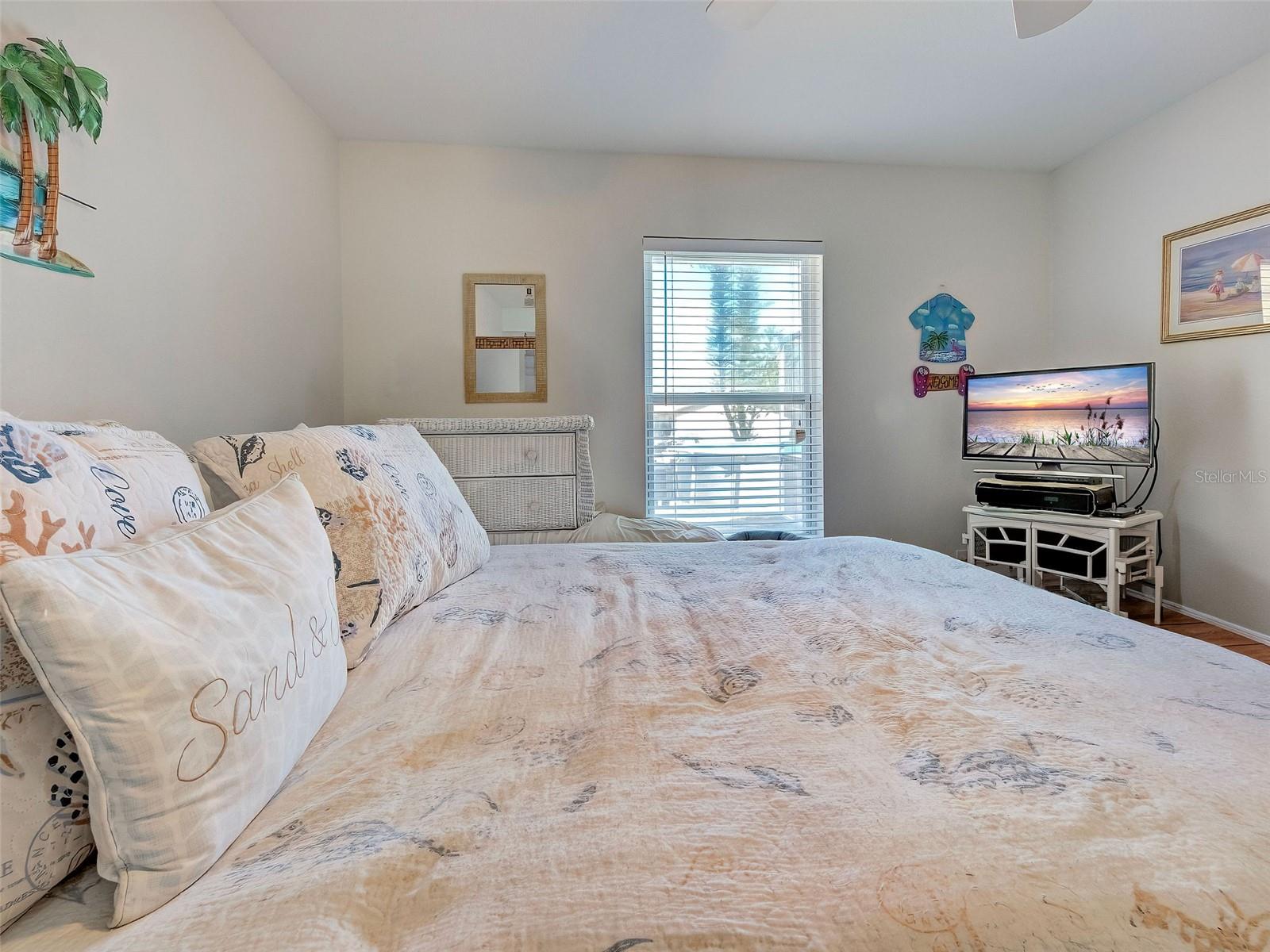 Image 10 of 35 For 11052 Sunnydale Avenue