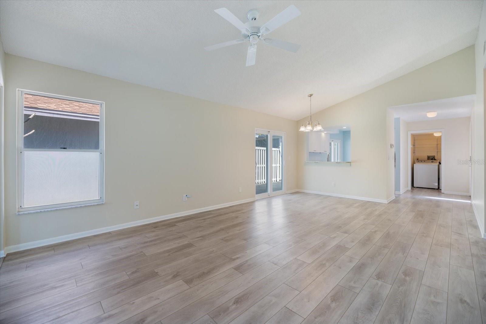 Image 12 of 43 For 856 Chatham Drive 856