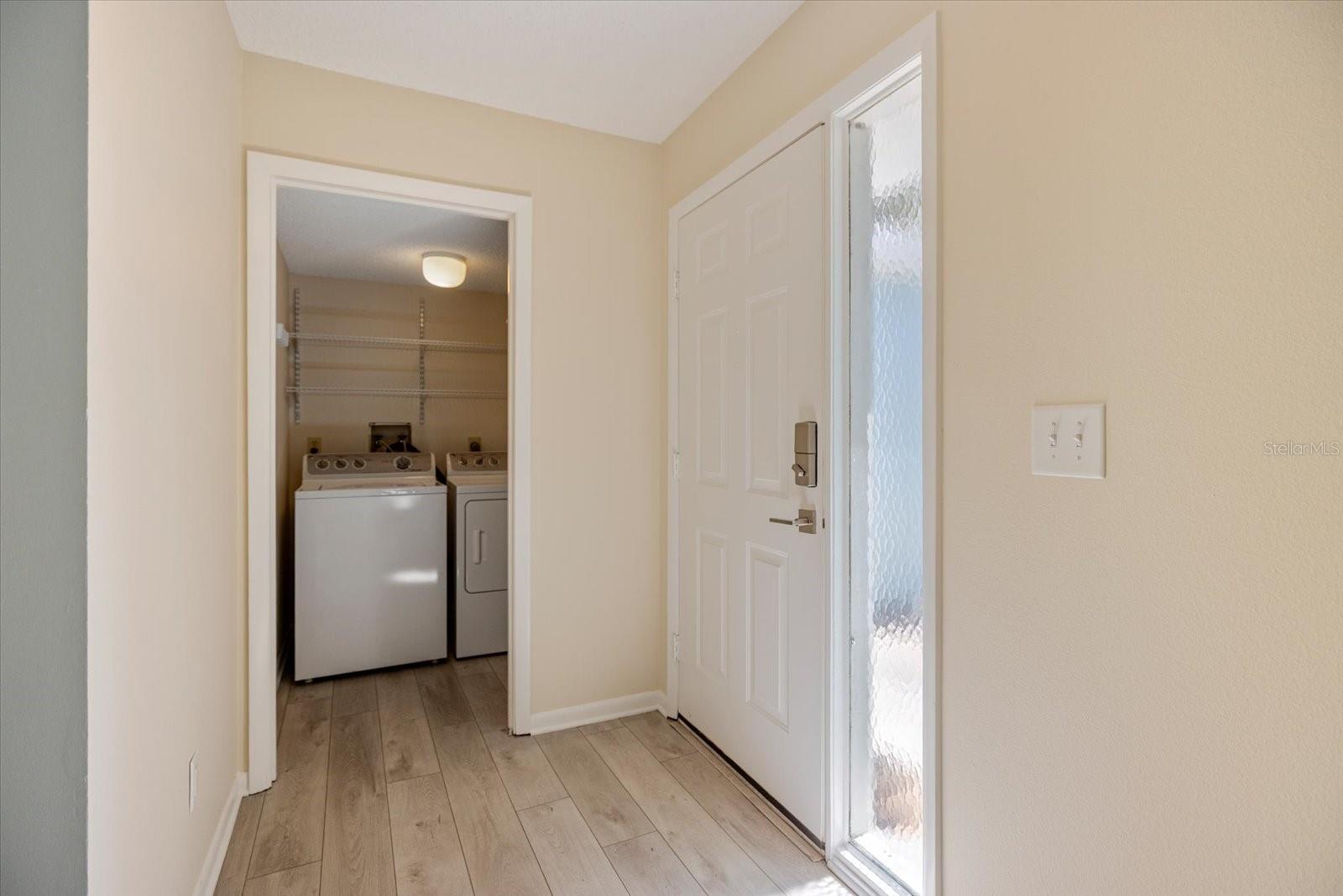 Image 28 of 43 For 856 Chatham Drive 856