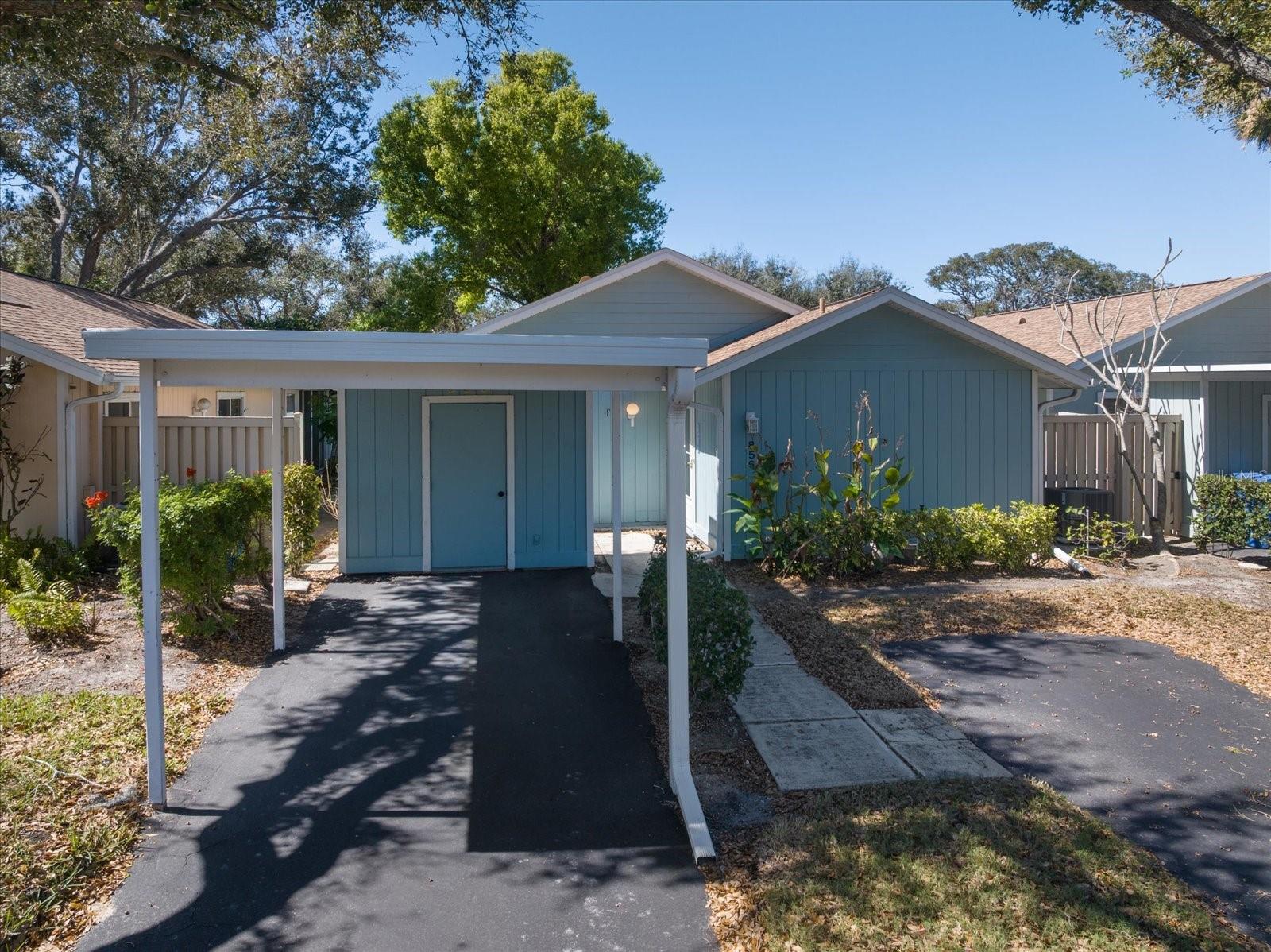 Image 31 of 43 For 856 Chatham Drive 856