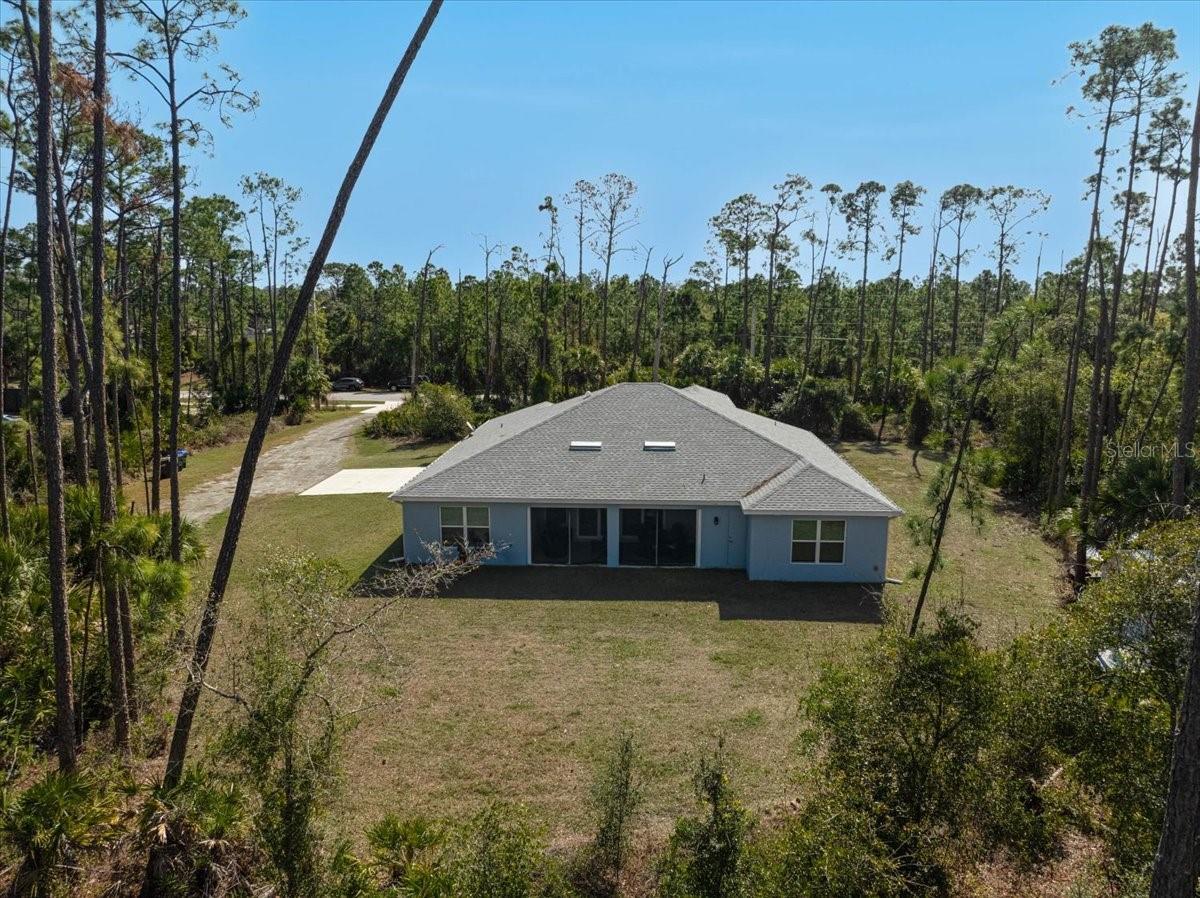 Listing photo id 41 for 4109 Cranberry Boulevard