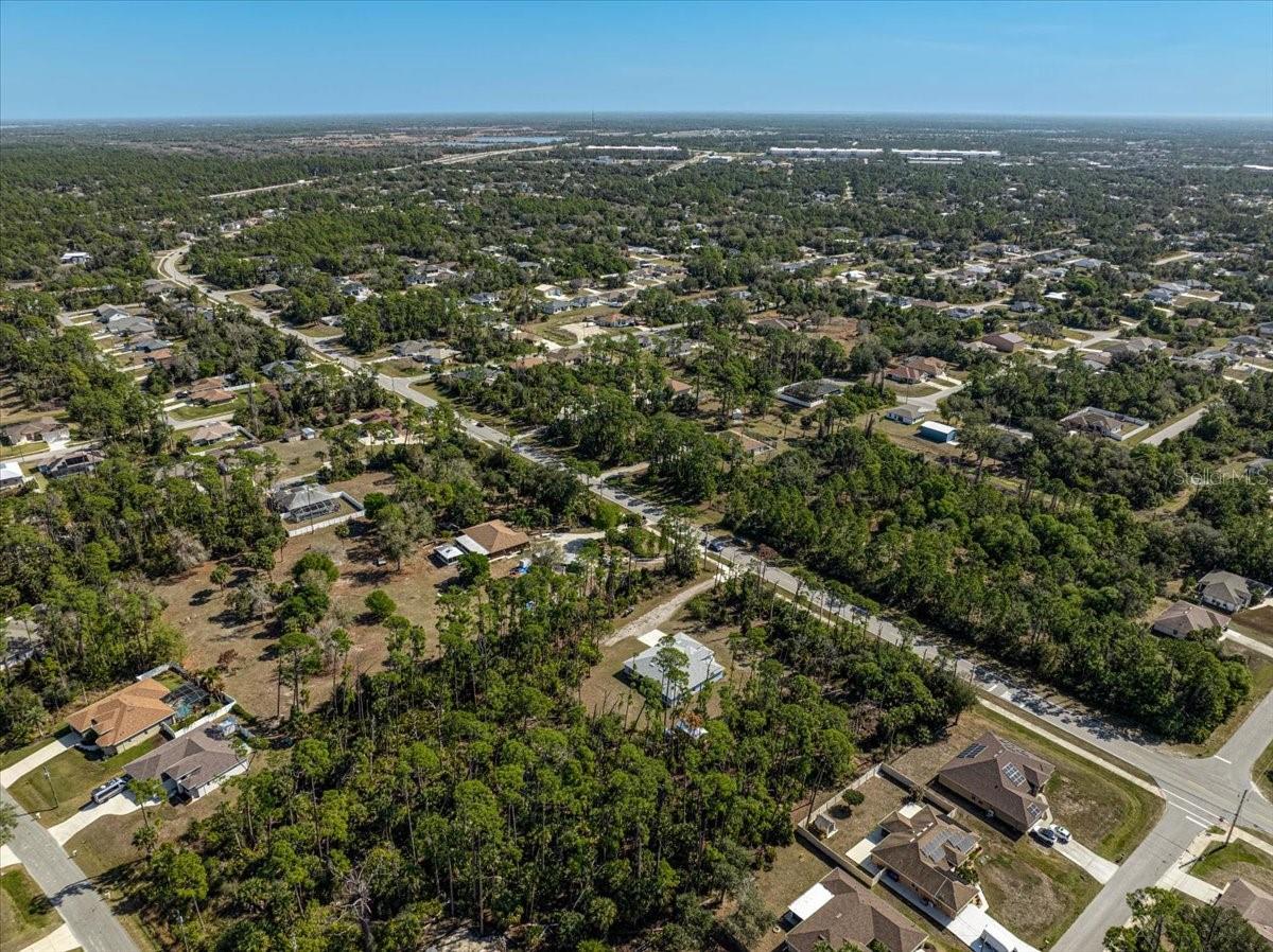 Listing photo id 48 for 4109 Cranberry Boulevard