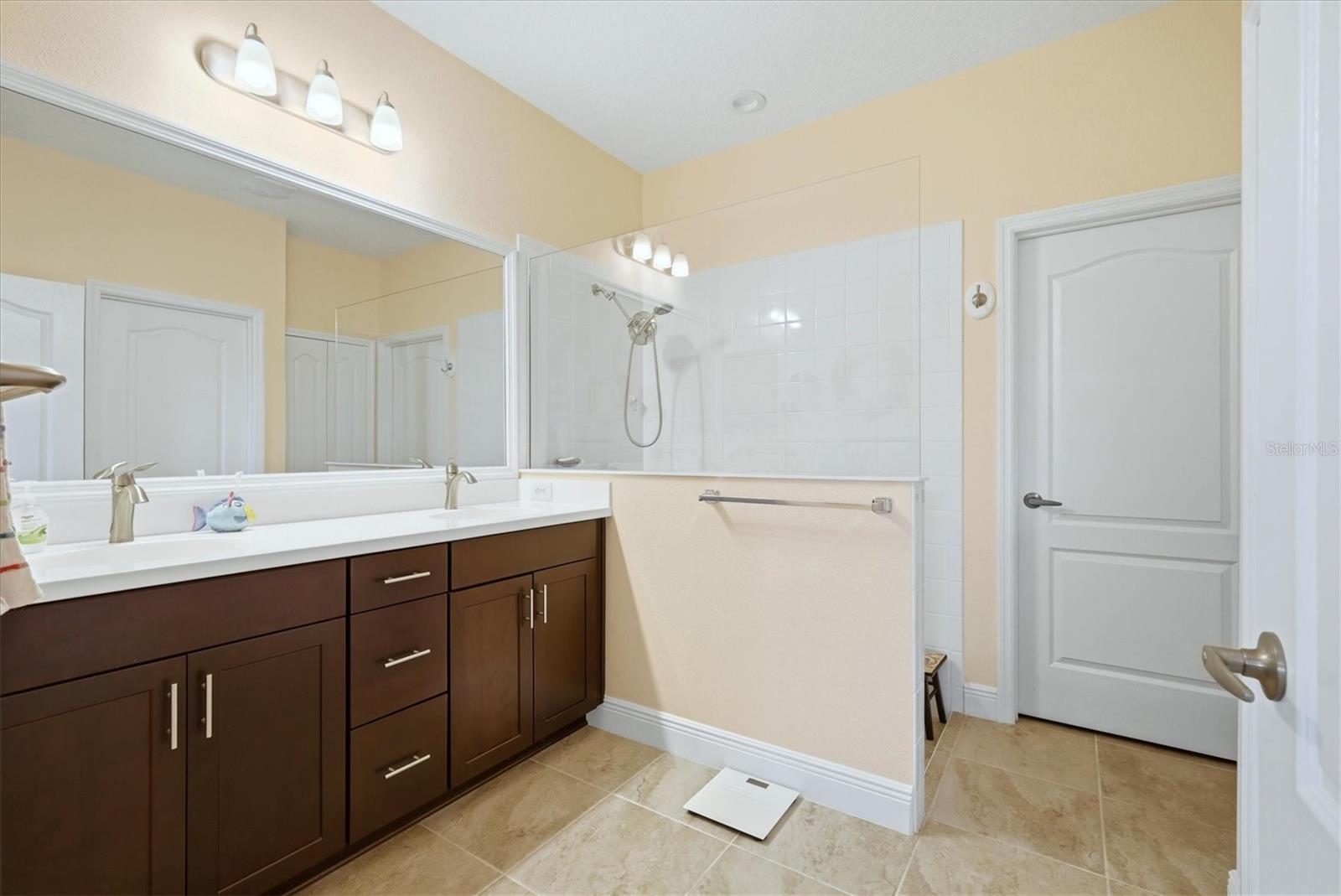 Image 25 of 81 For 1675 Still River Drive