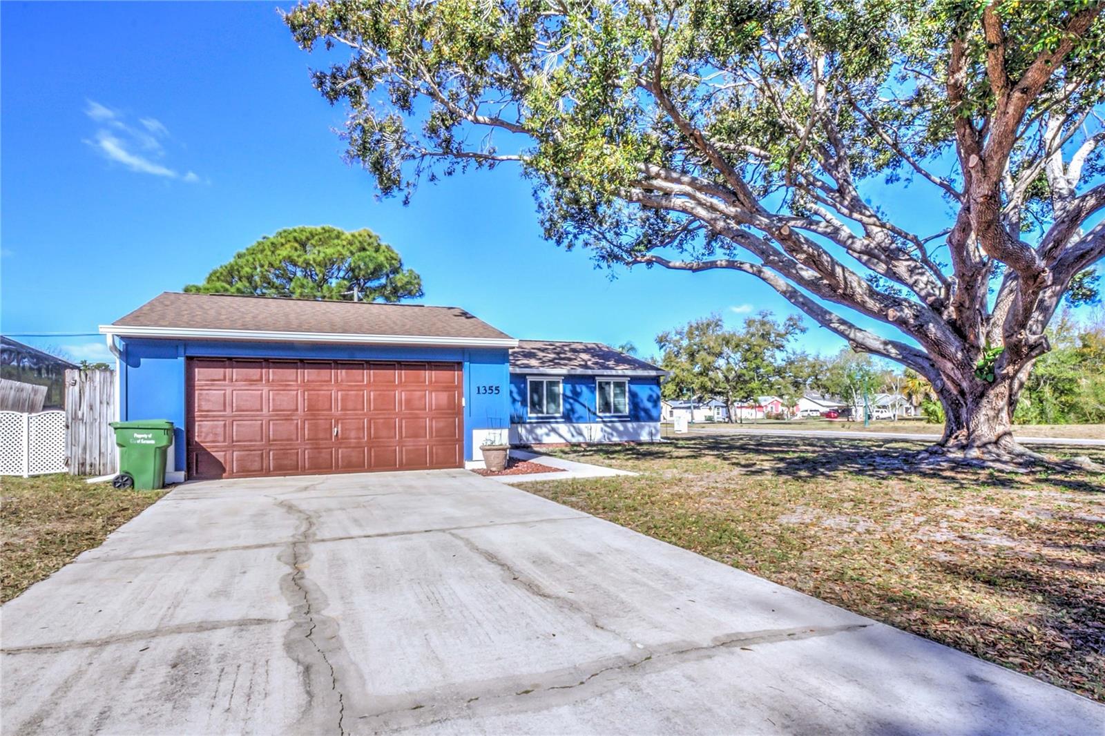 Image 2 of 33 For 1355 Pompano Avenue