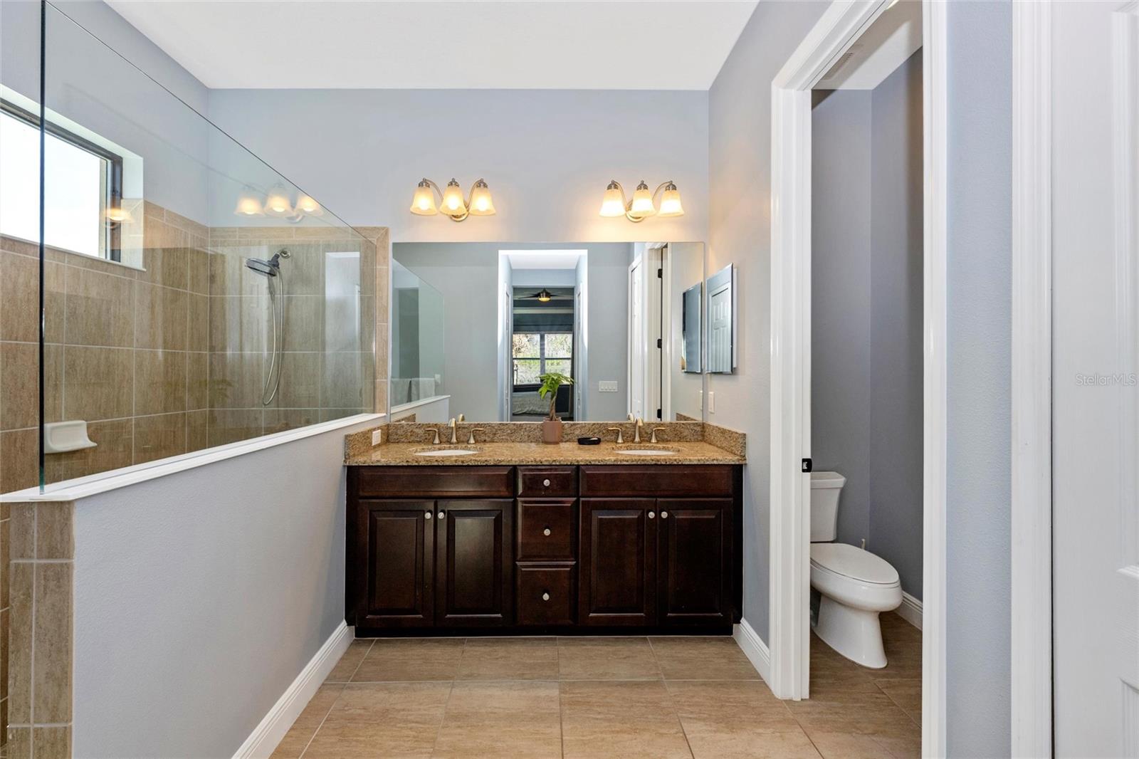 Image 25 of 76 For 13003 Indigo Way