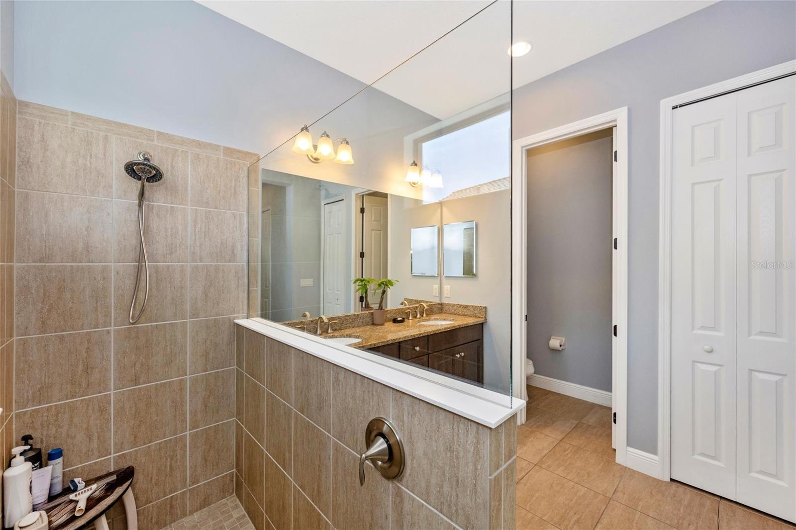 Image 27 of 76 For 13003 Indigo Way