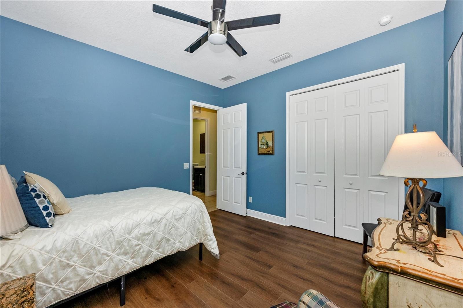 Image 33 of 76 For 13003 Indigo Way