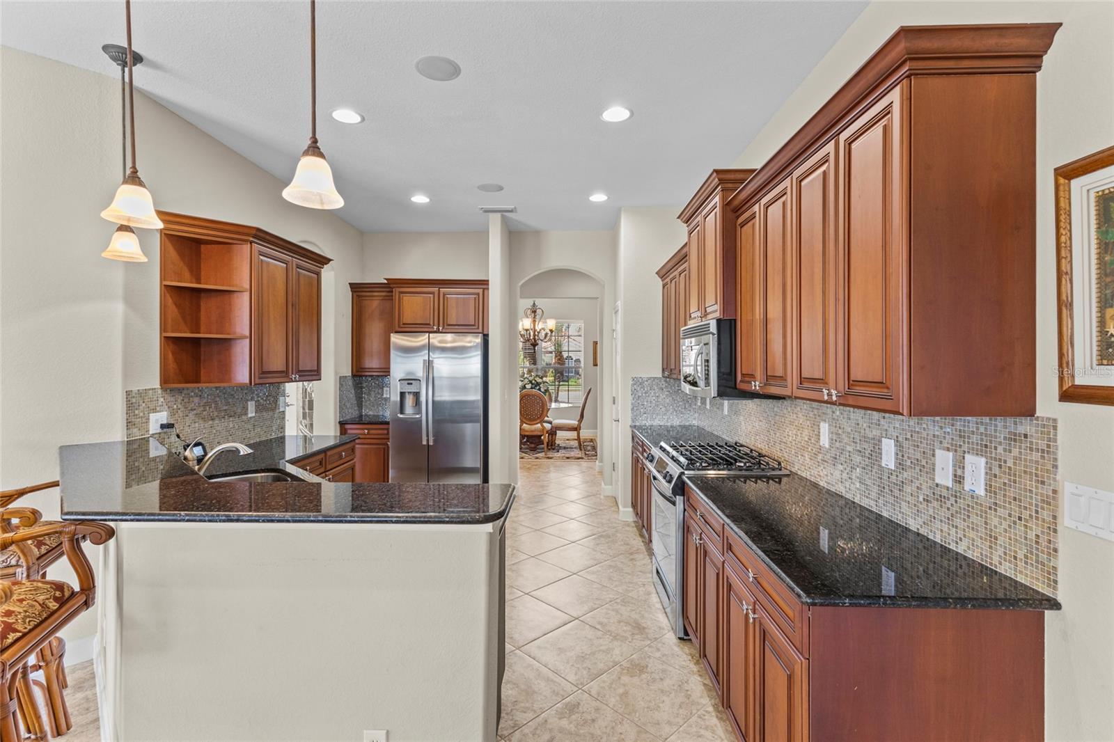 Listing photo id 9 for 214 Martellago Drive