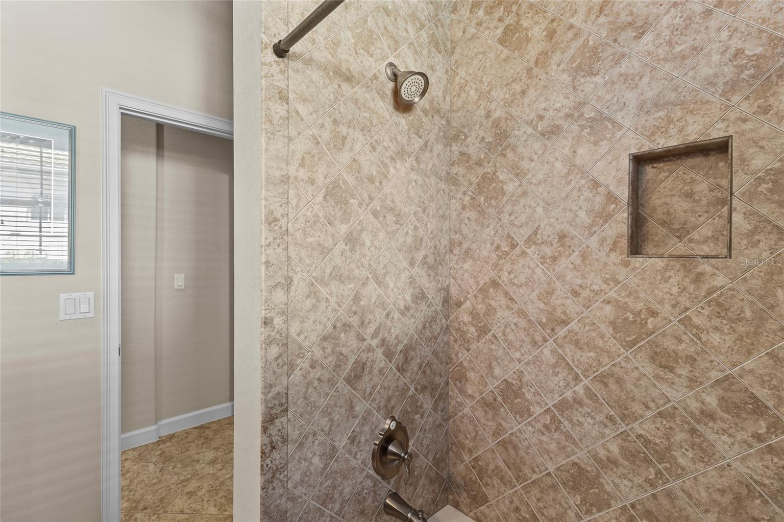 Listing photo id 37 for 214 Martellago Drive