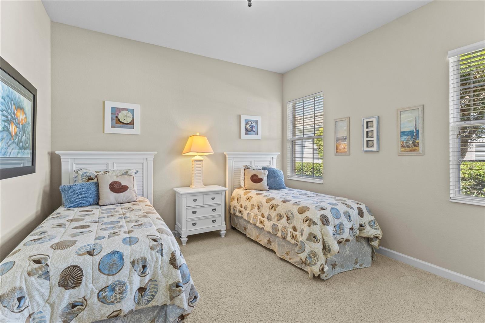 Listing photo id 38 for 214 Martellago Drive