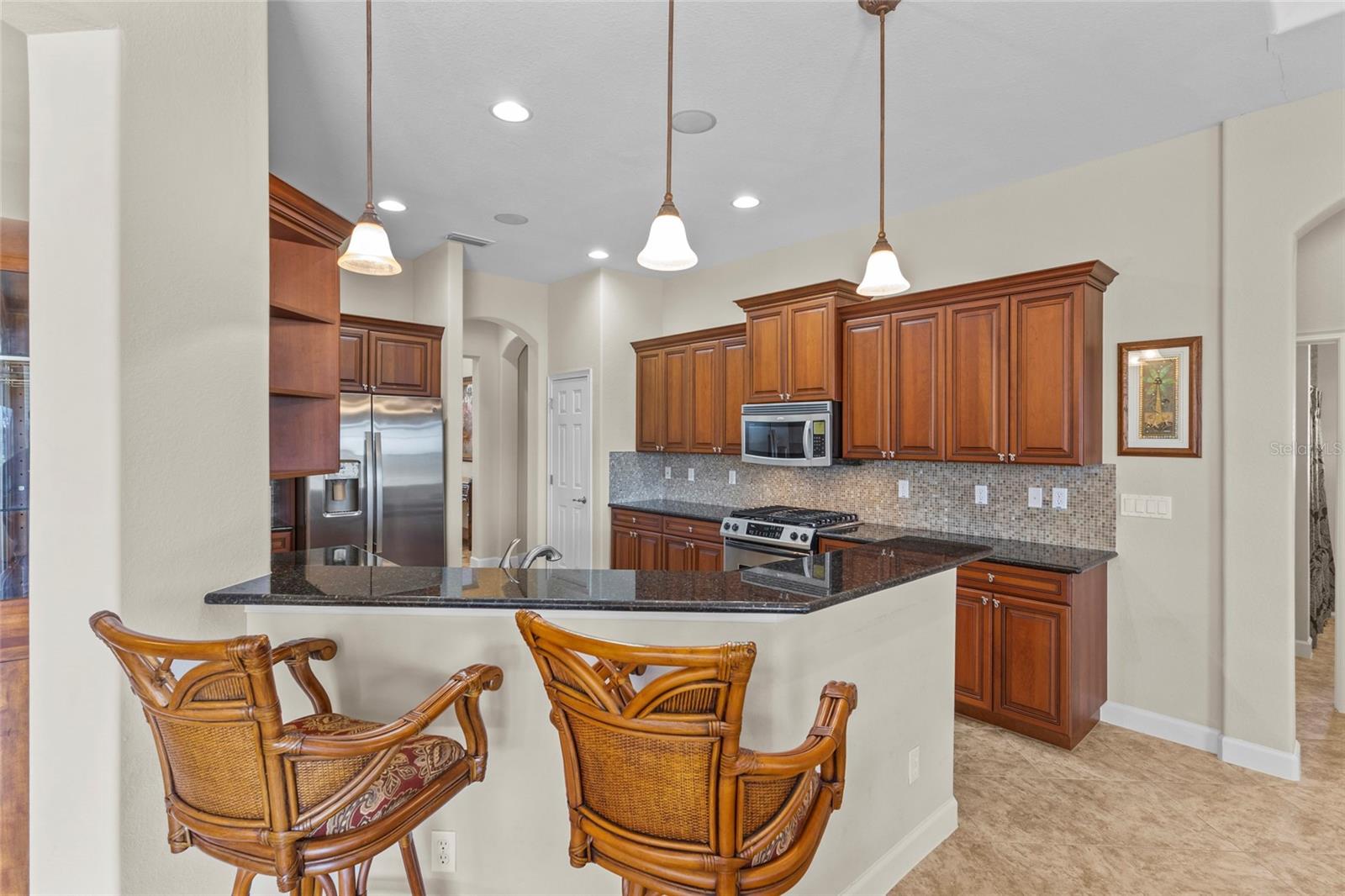 Listing photo id 7 for 214 Martellago Drive