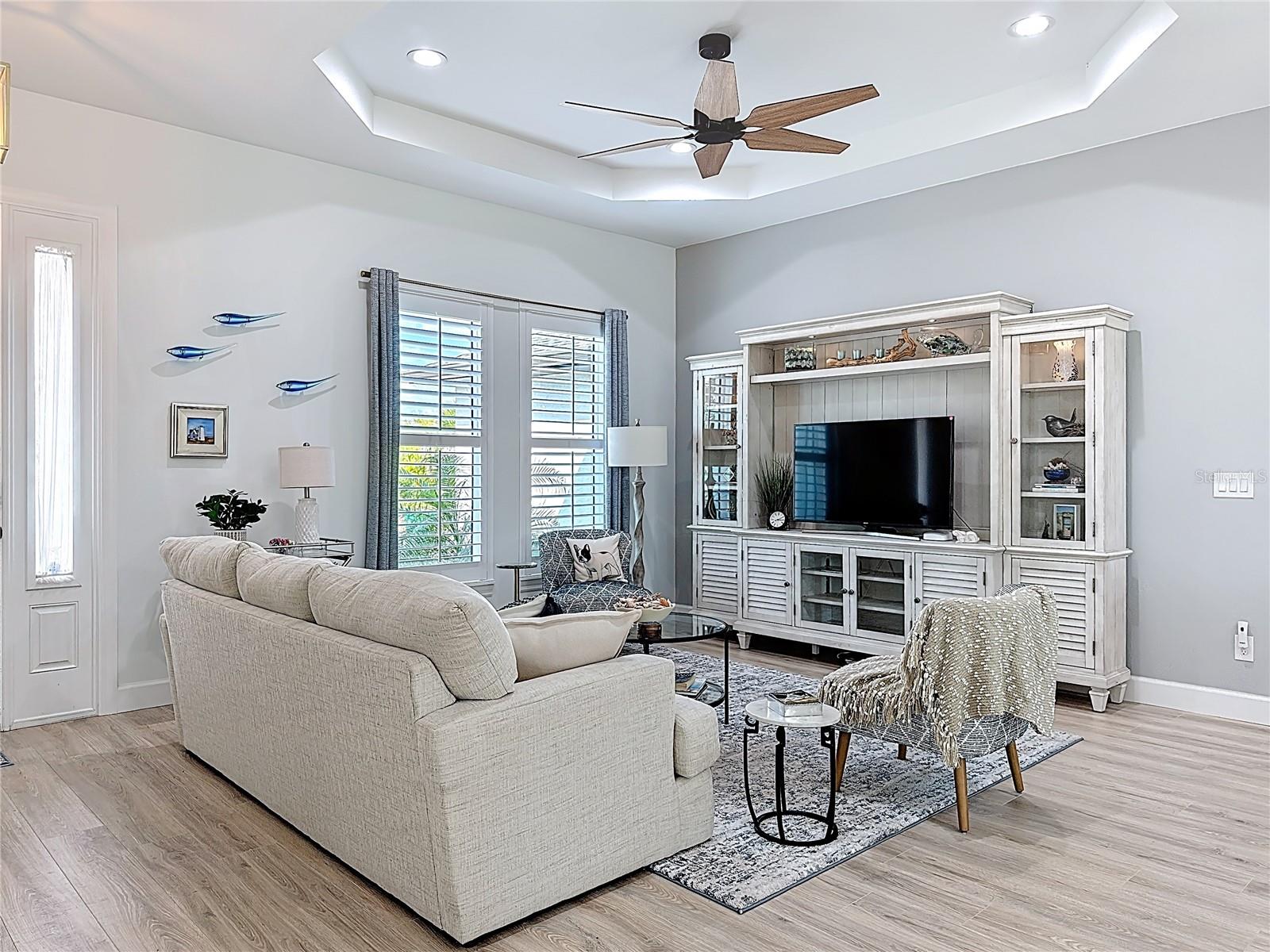 Image 10 of 57 For 10285 Rockford Avenue