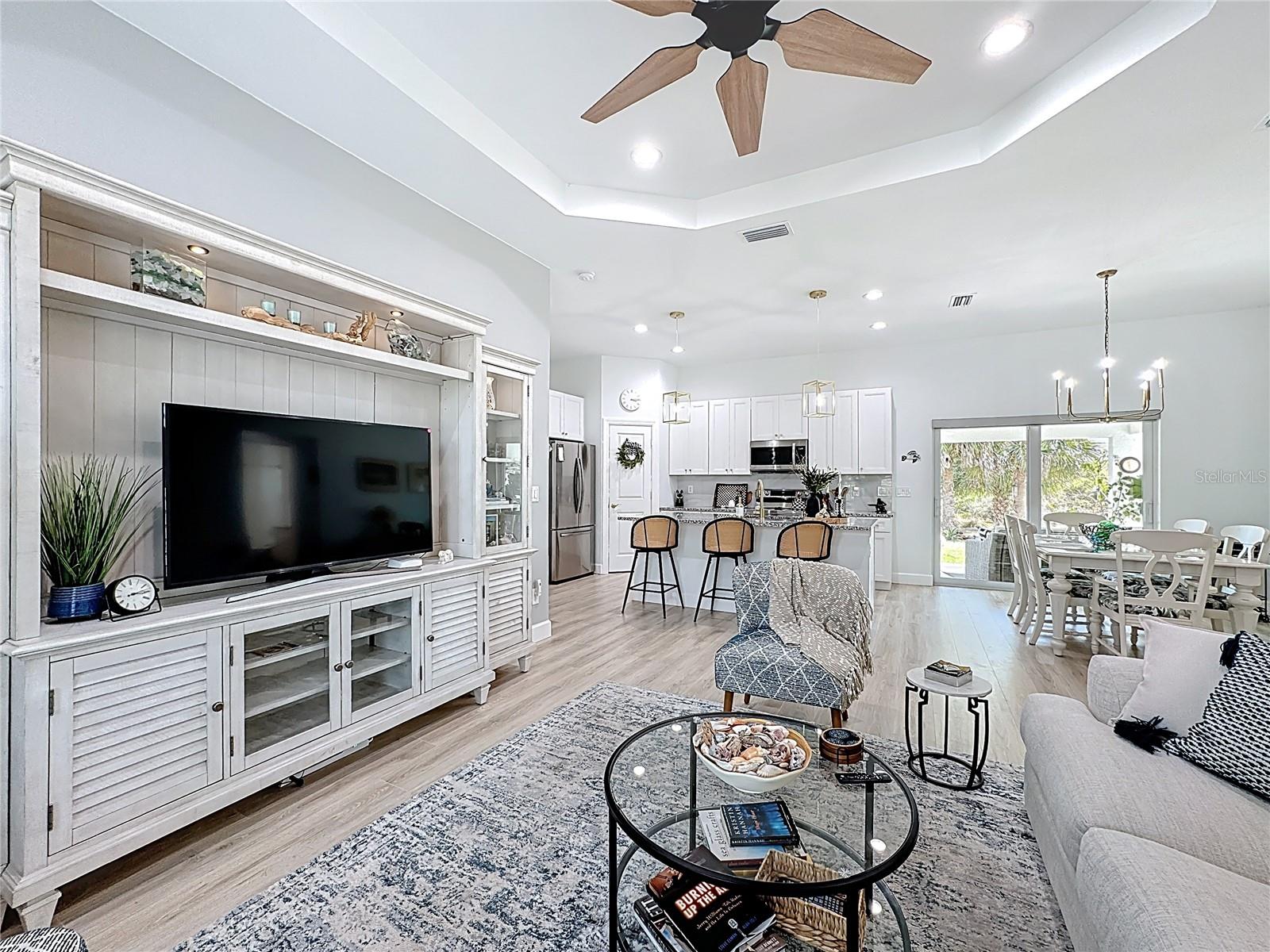 Image 12 of 57 For 10285 Rockford Avenue