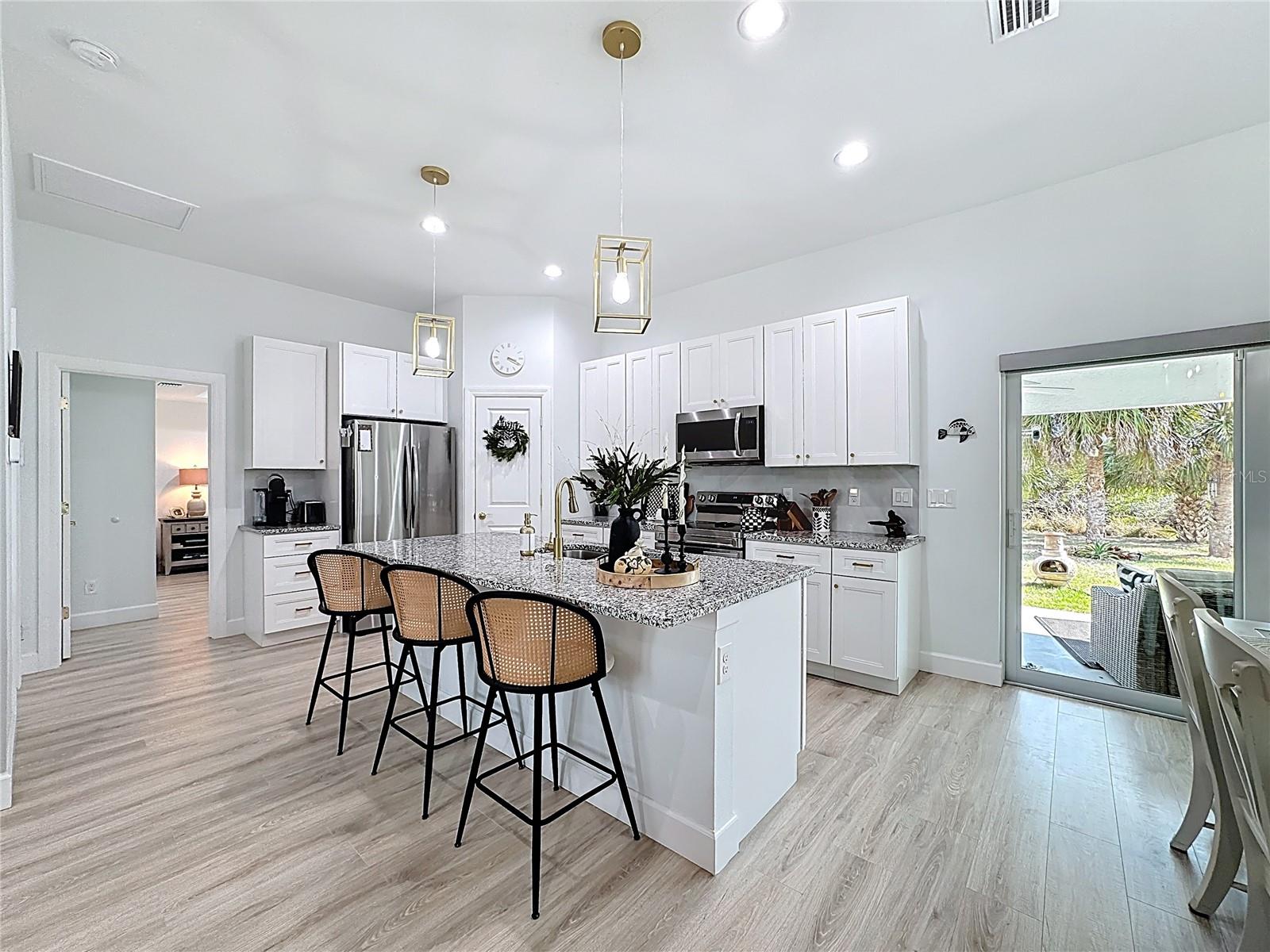 Image 25 of 57 For 10285 Rockford Avenue