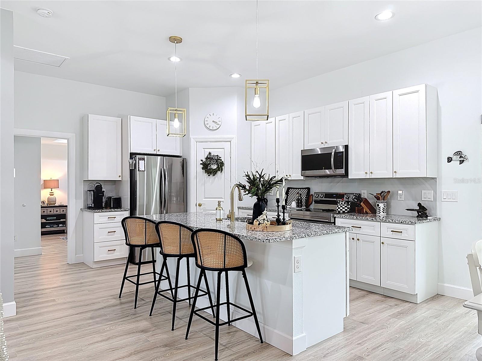 Image 26 of 57 For 10285 Rockford Avenue