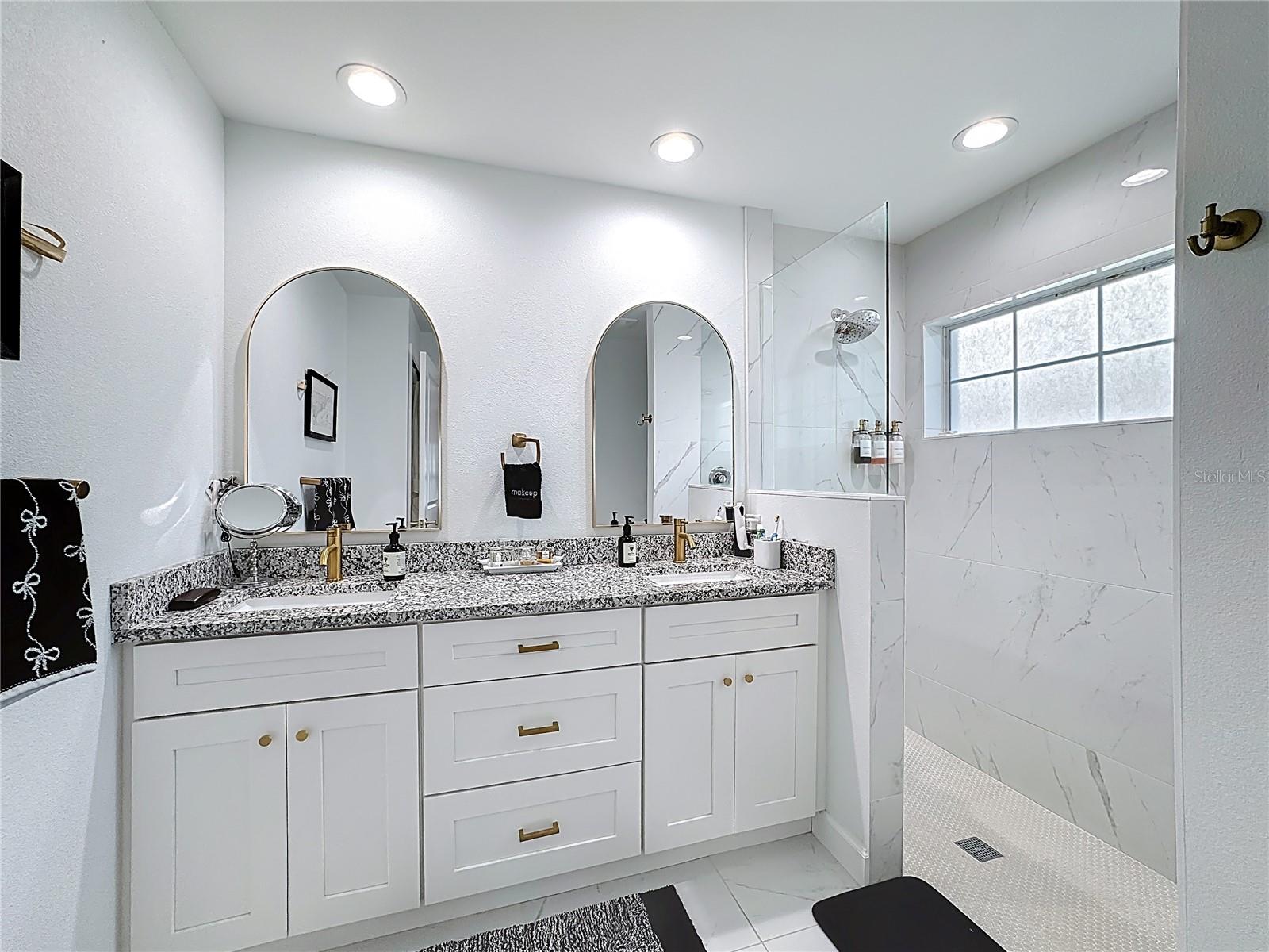 Image 31 of 57 For 10285 Rockford Avenue