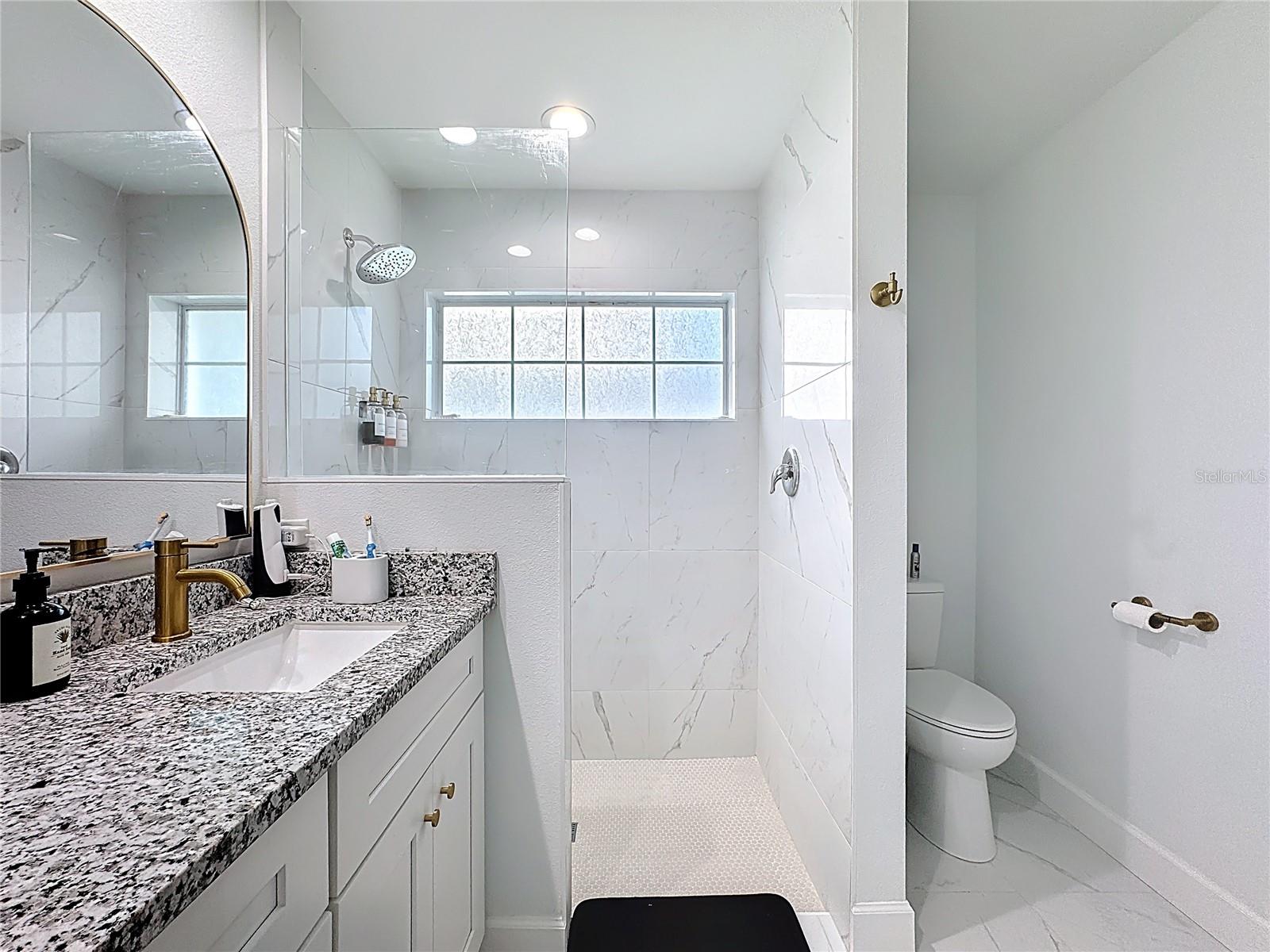 Image 32 of 57 For 10285 Rockford Avenue