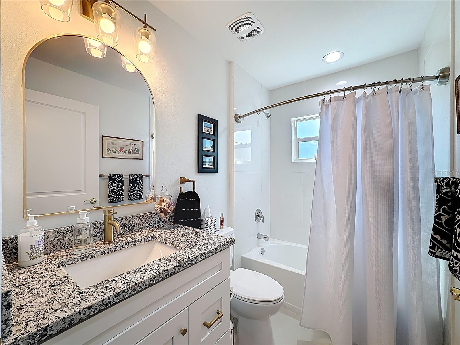 Image 37 of 57 For 10285 Rockford Avenue