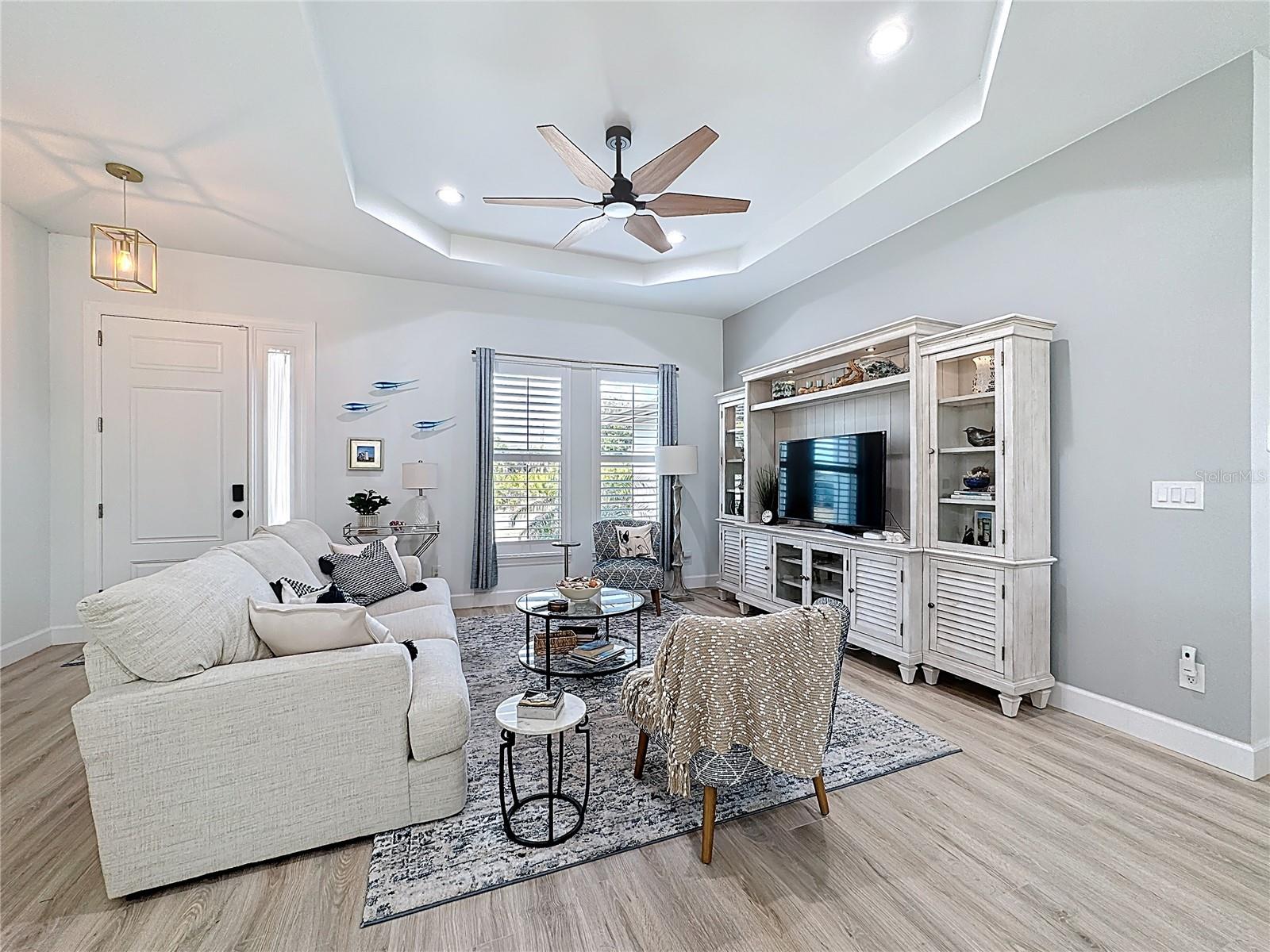 Image 9 of 57 For 10285 Rockford Avenue