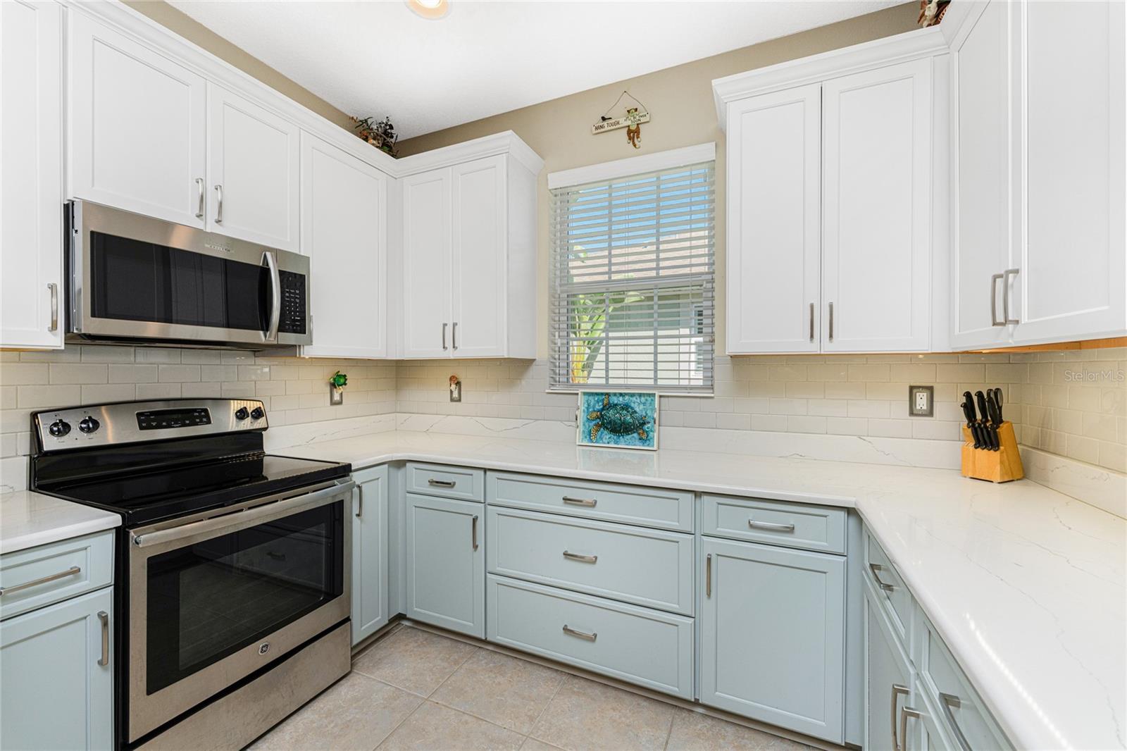 Image 10 of 58 For 215 Fontanelle Circle