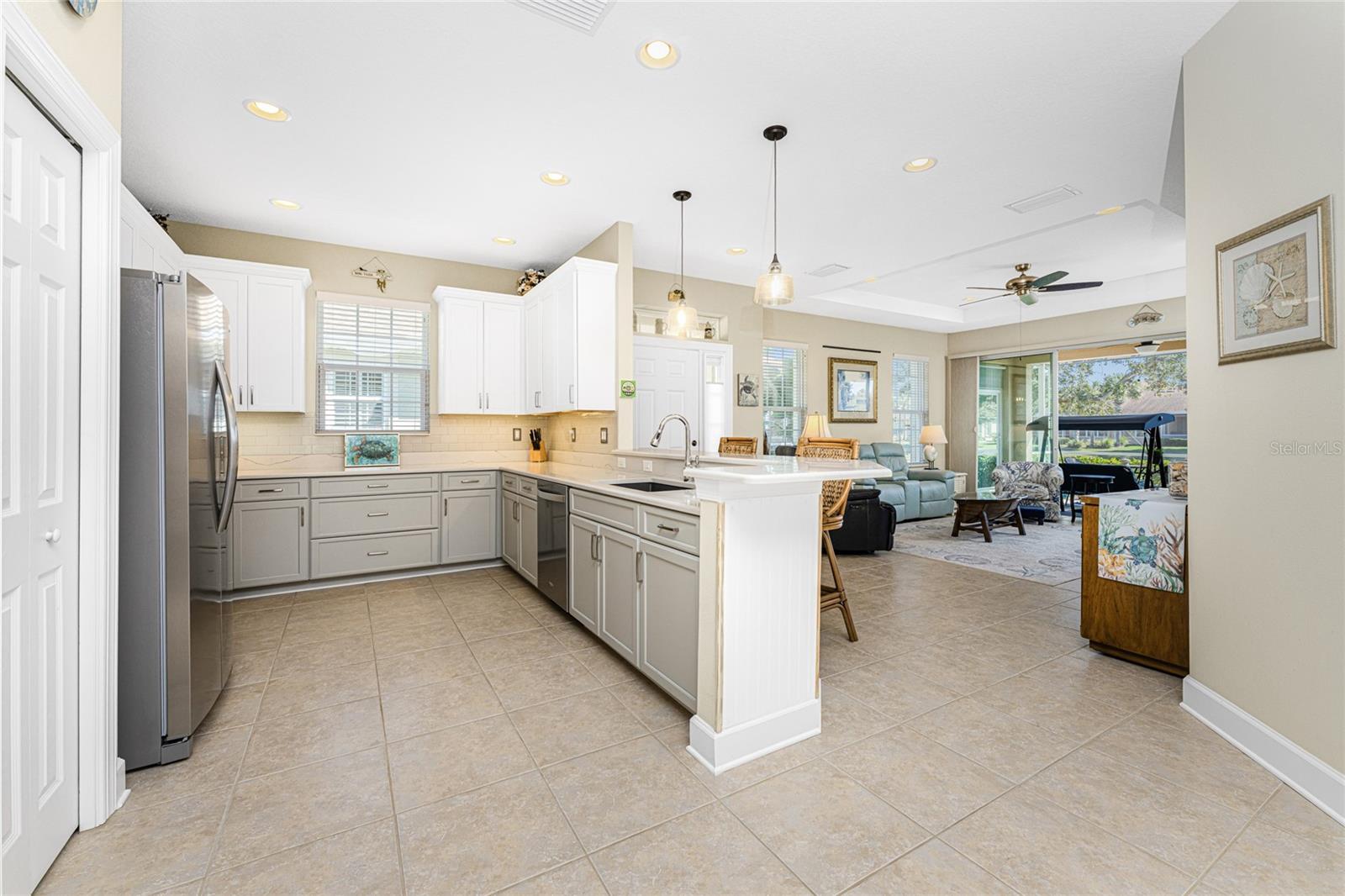 Image 12 of 58 For 215 Fontanelle Circle