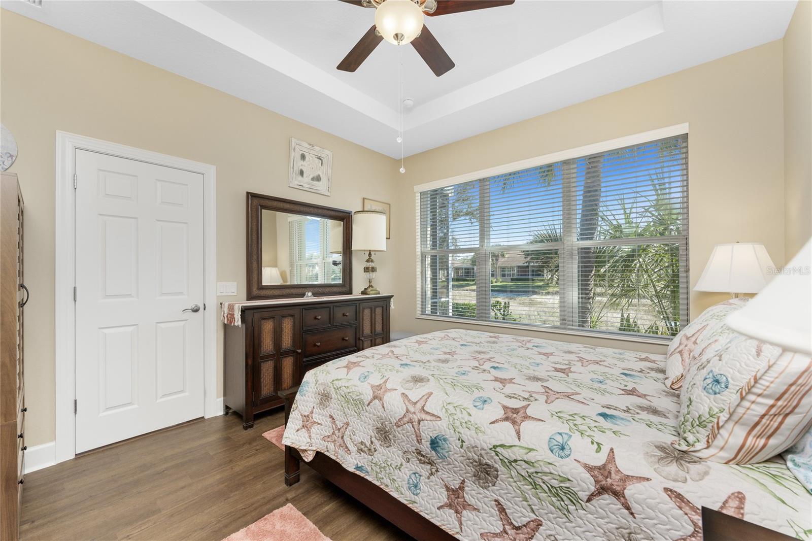 Image 21 of 58 For 215 Fontanelle Circle