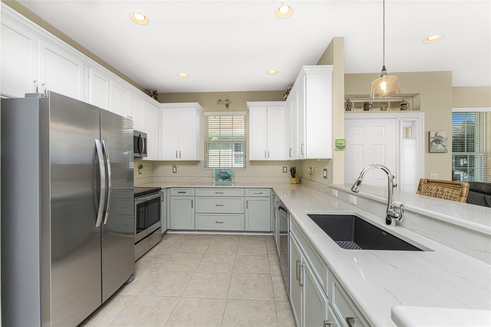 Image 3 of 58 For 215 Fontanelle Circle