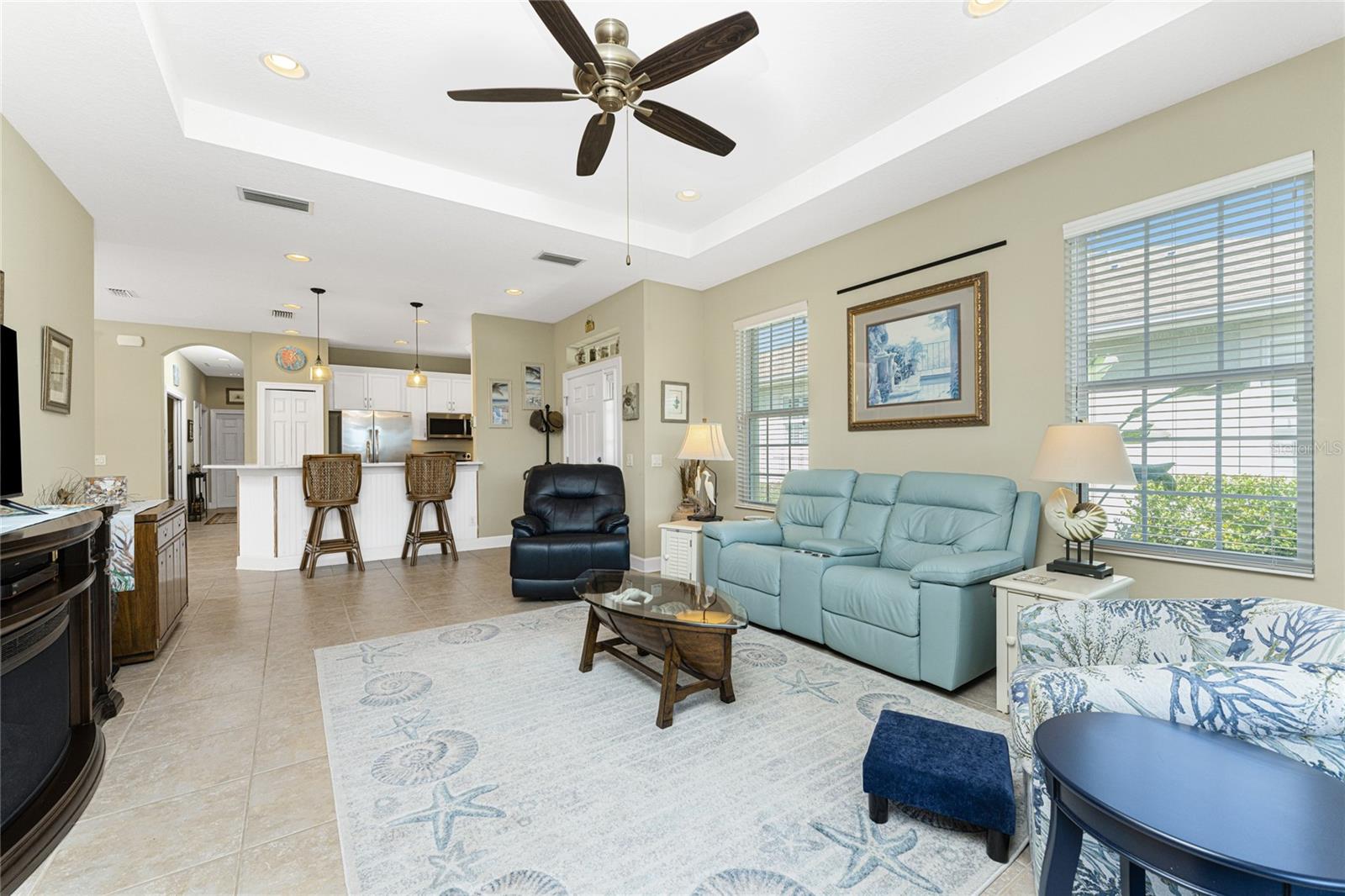 Image 40 of 58 For 215 Fontanelle Circle