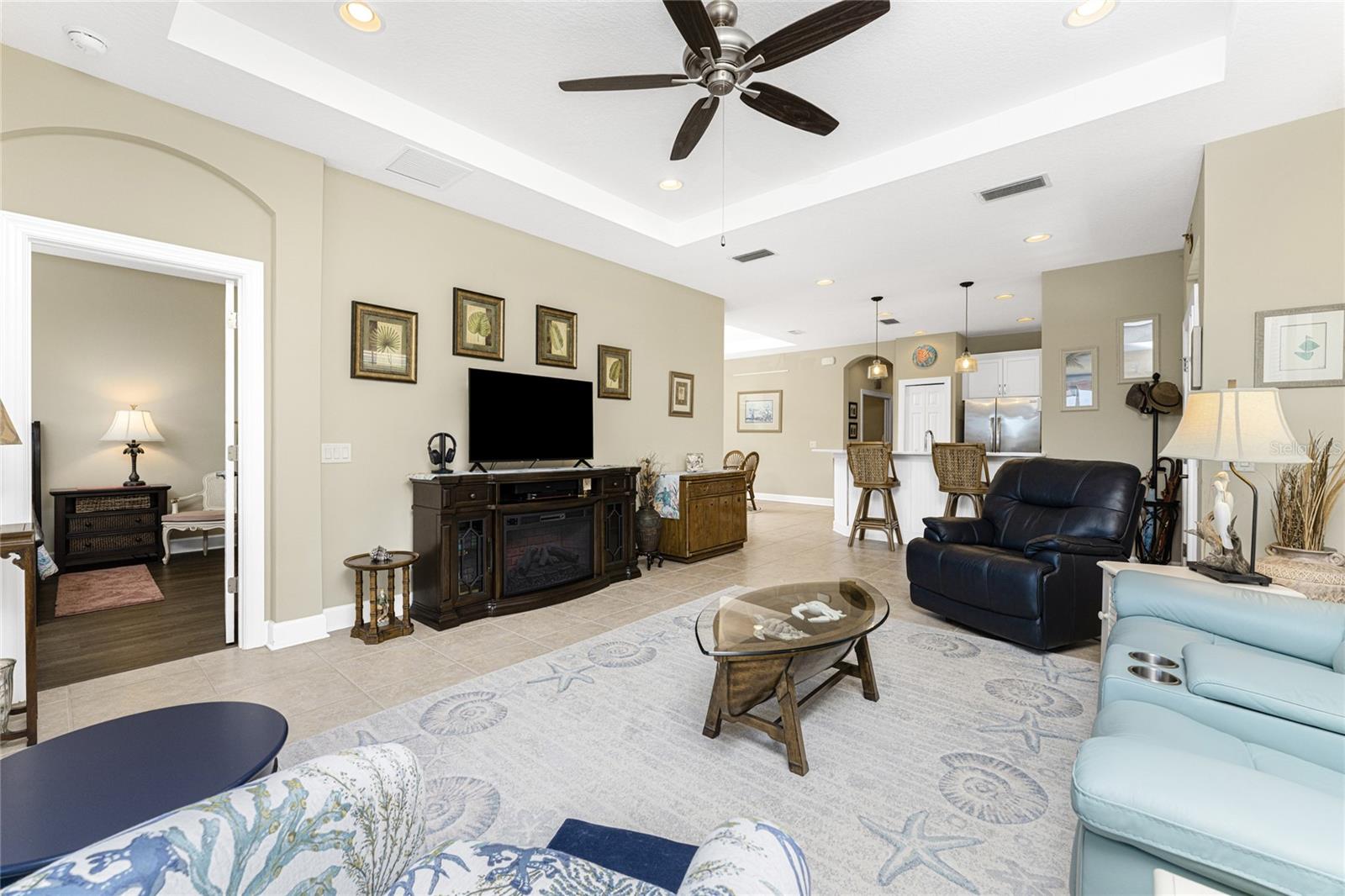 Image 41 of 58 For 215 Fontanelle Circle