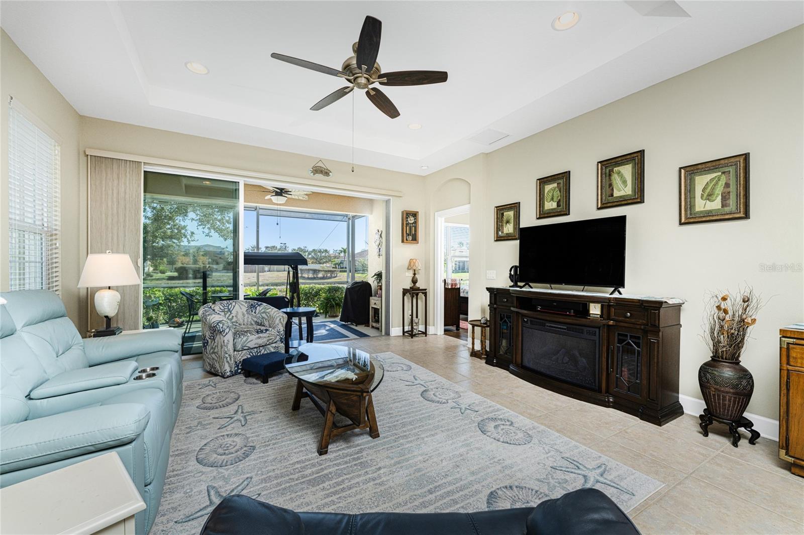 Image 8 of 58 For 215 Fontanelle Circle