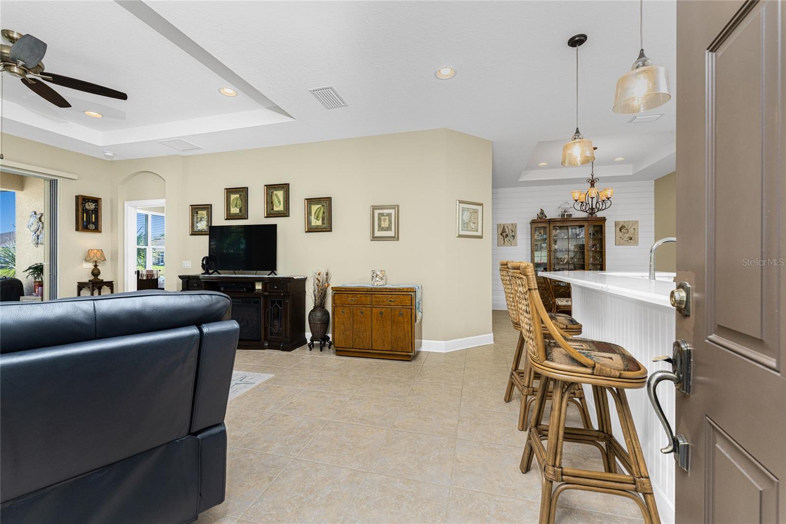 Image 9 of 58 For 215 Fontanelle Circle