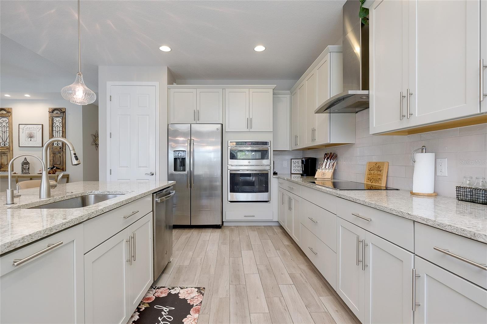 Image 18 of 64 For 11472 Montserrat Drive