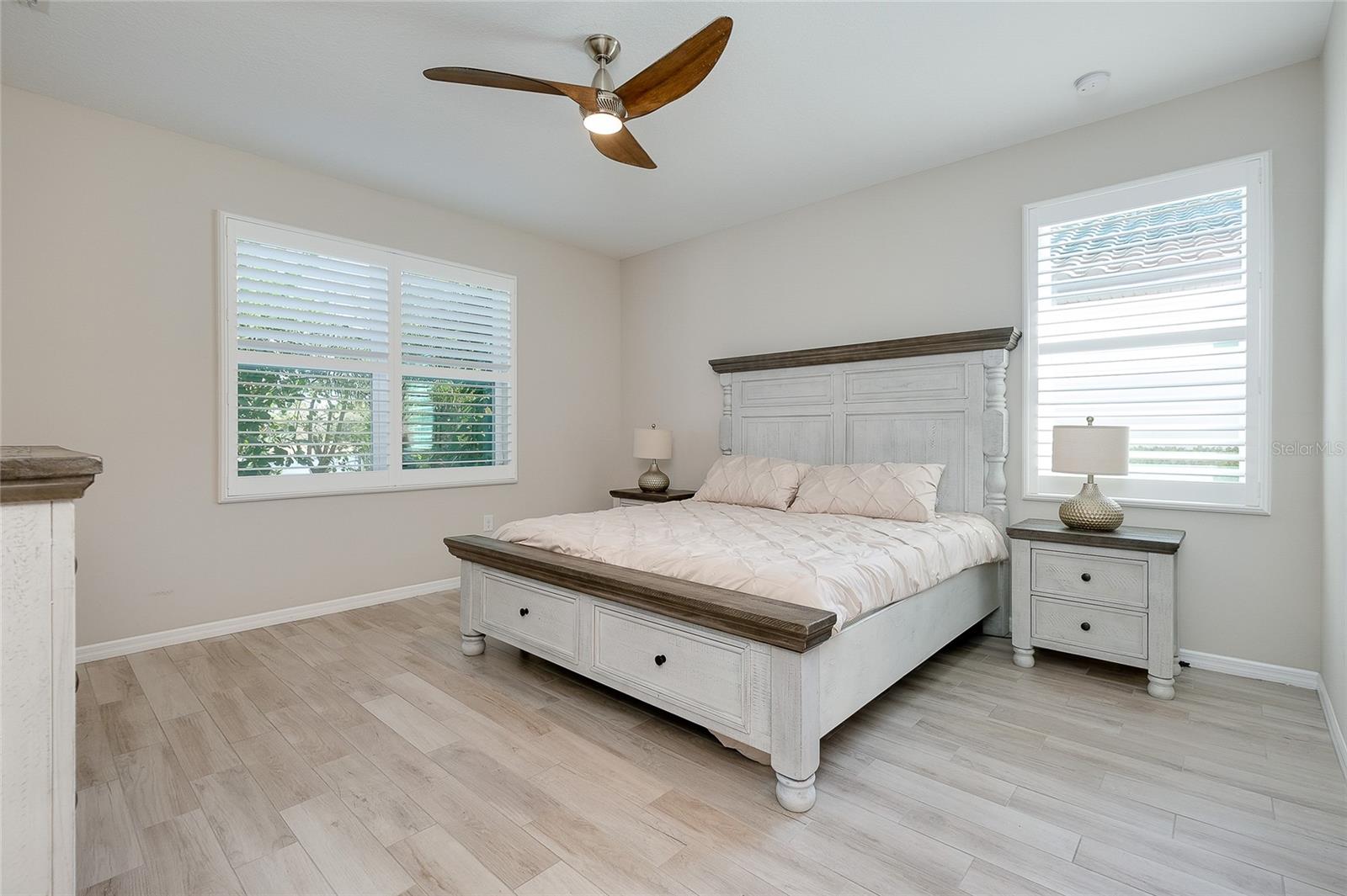 Image 25 of 64 For 11472 Montserrat Drive