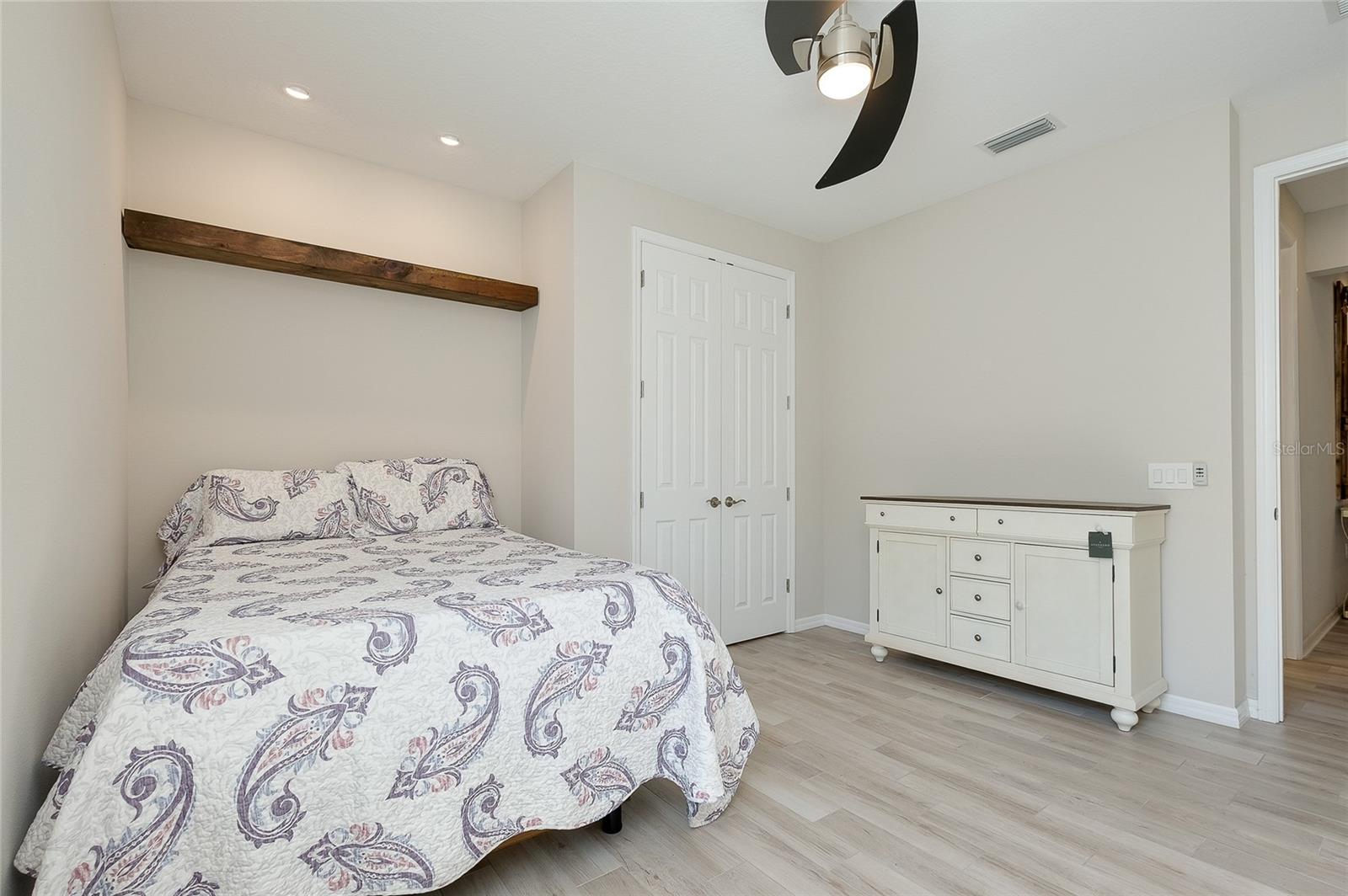 Image 41 of 64 For 11472 Montserrat Drive