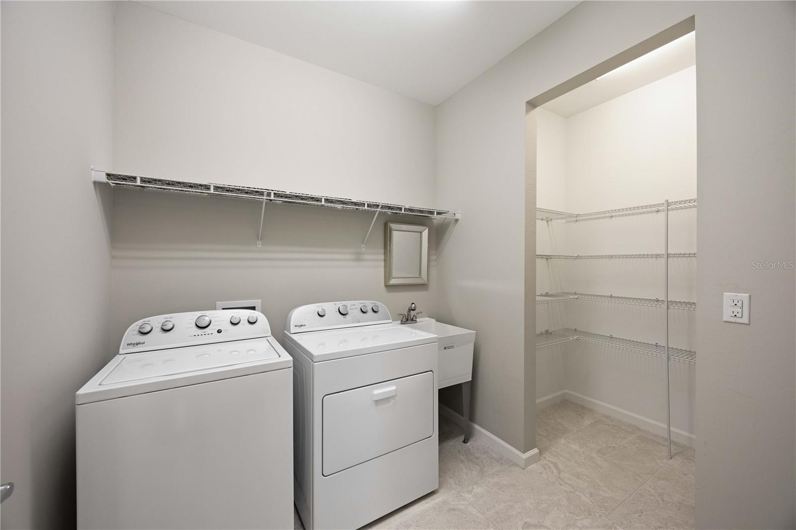 Image 30 of 70 For 1470 Hyssop Loop