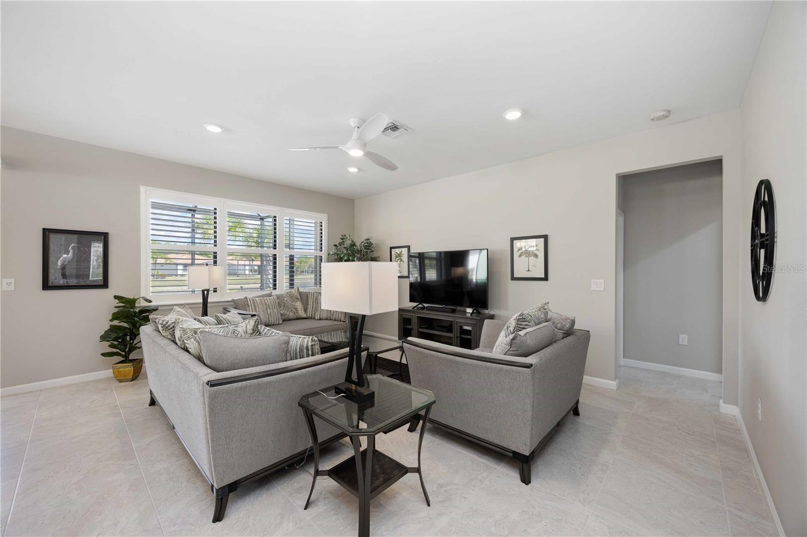 Image 7 of 70 For 1470 Hyssop Loop