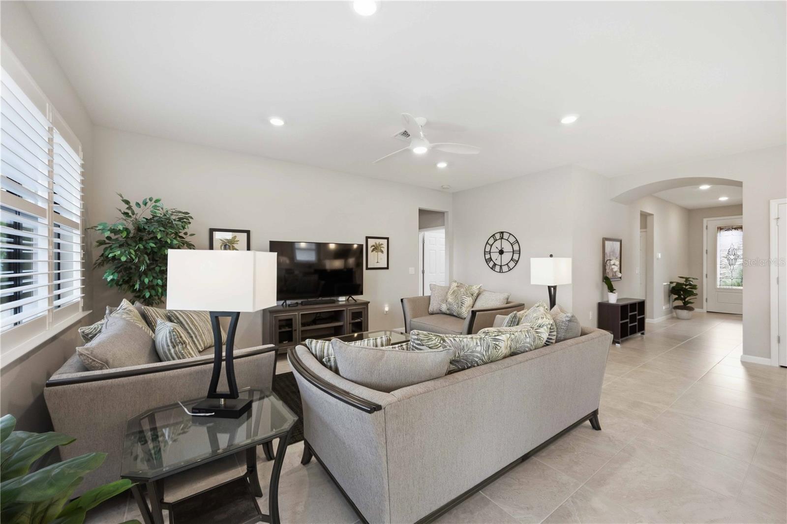 Image 8 of 70 For 1470 Hyssop Loop