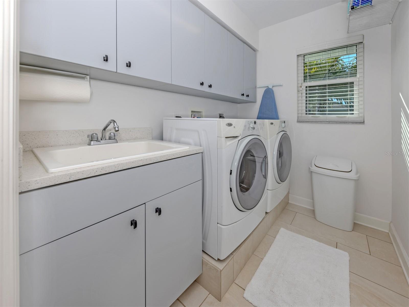 Image 29 of 91 For 534 Westmount Lane