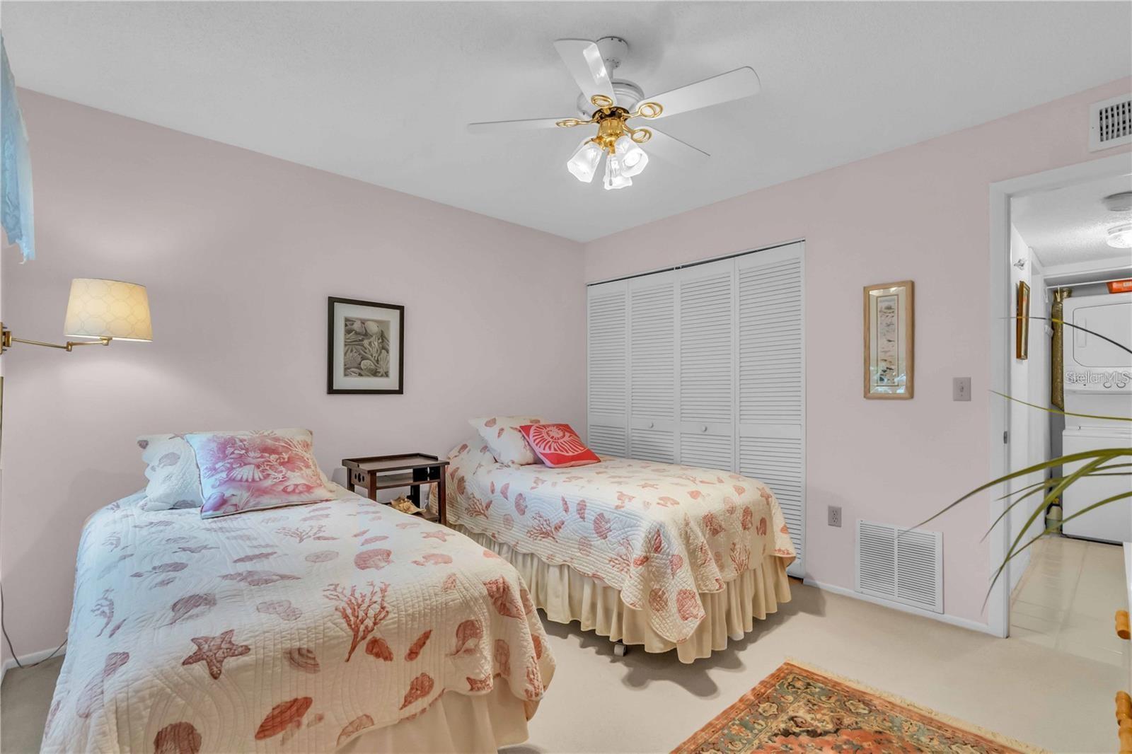 Image 18 of 42 For 927 Capri Isles Boulevard 7