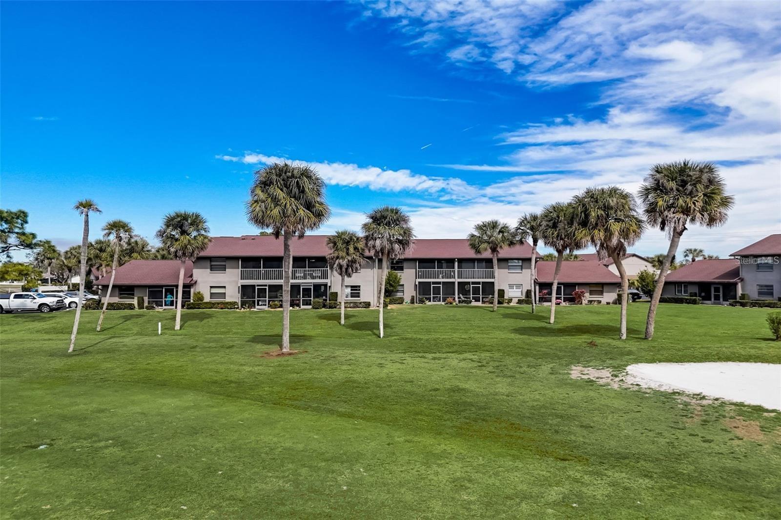 Image 33 of 42 For 927 Capri Isles Boulevard 7