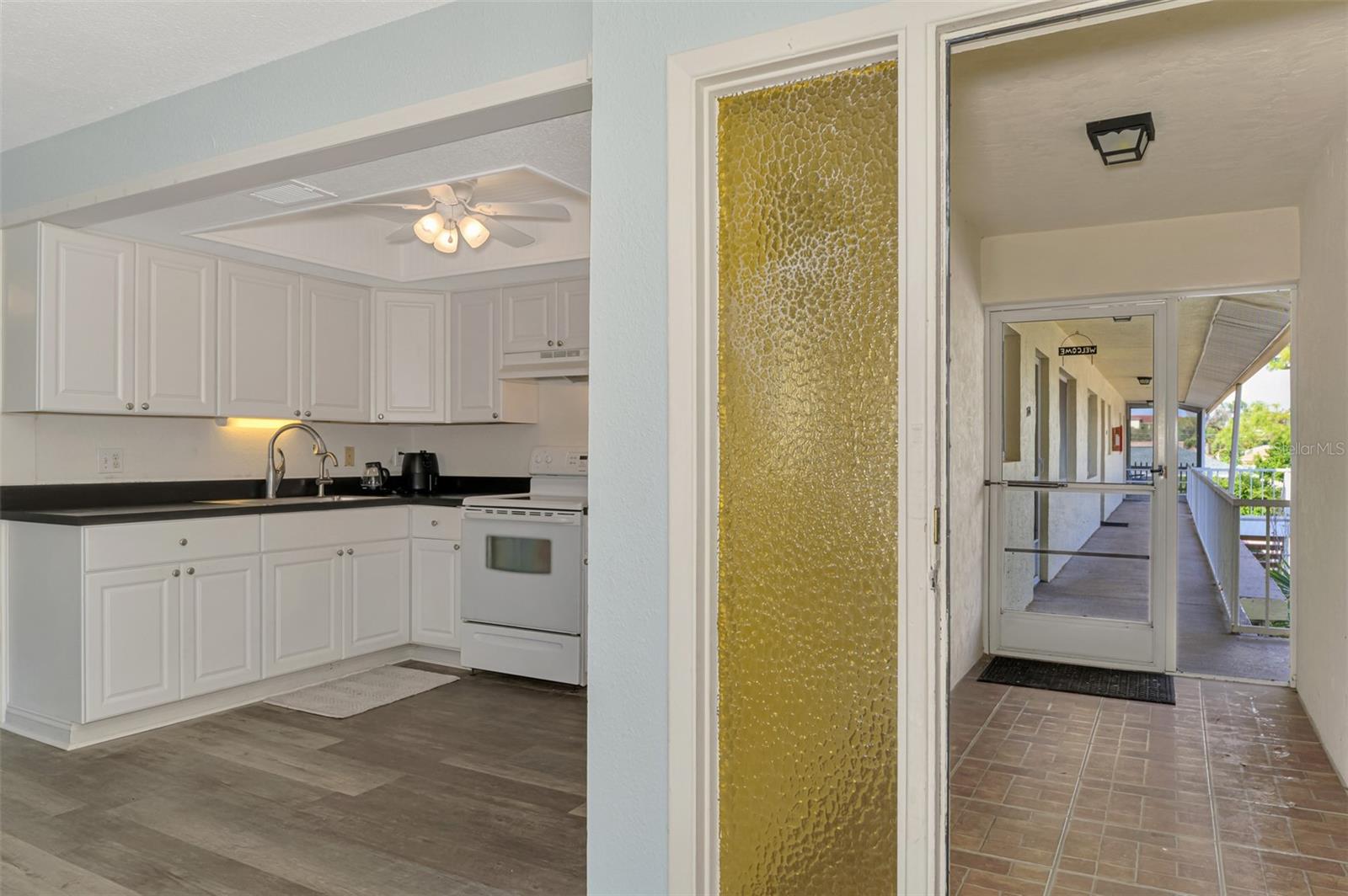 Image 10 of 30 For 320 Base Avenue E 224