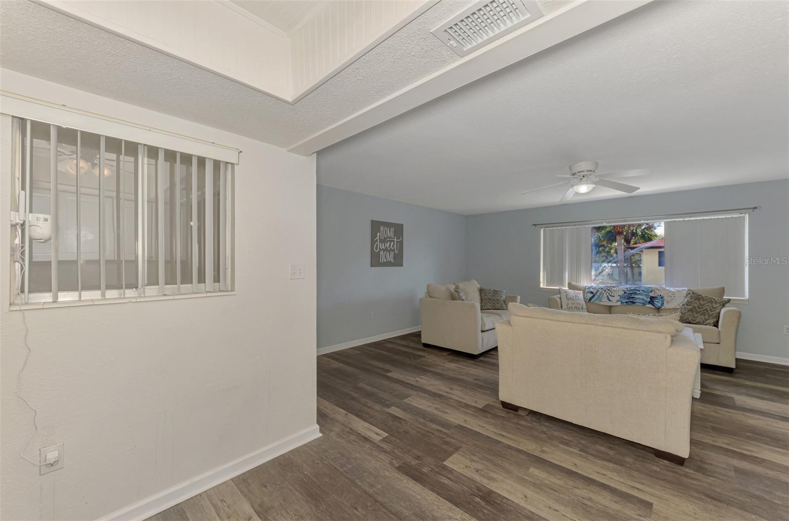 Image 22 of 30 For 320 Base Avenue E 224