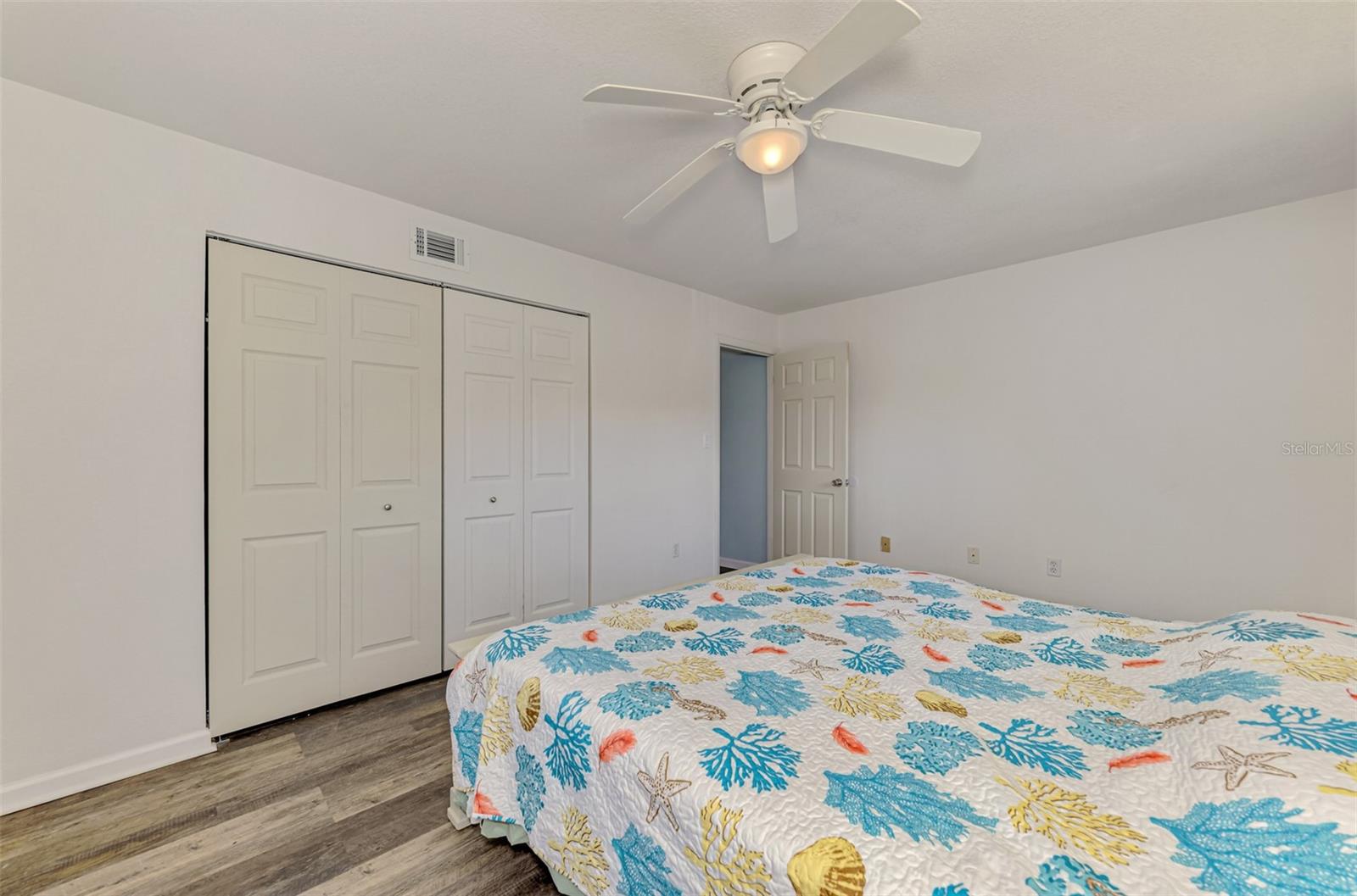 Image 26 of 30 For 320 Base Avenue E 224