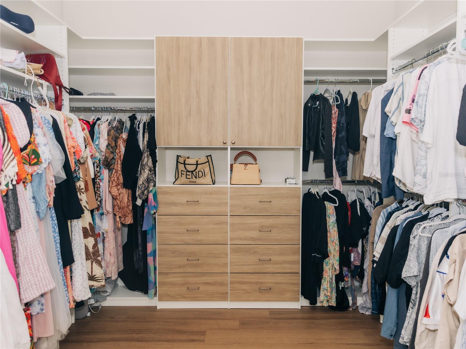 Image 21 of 53 For 1154 Kings Way Drive